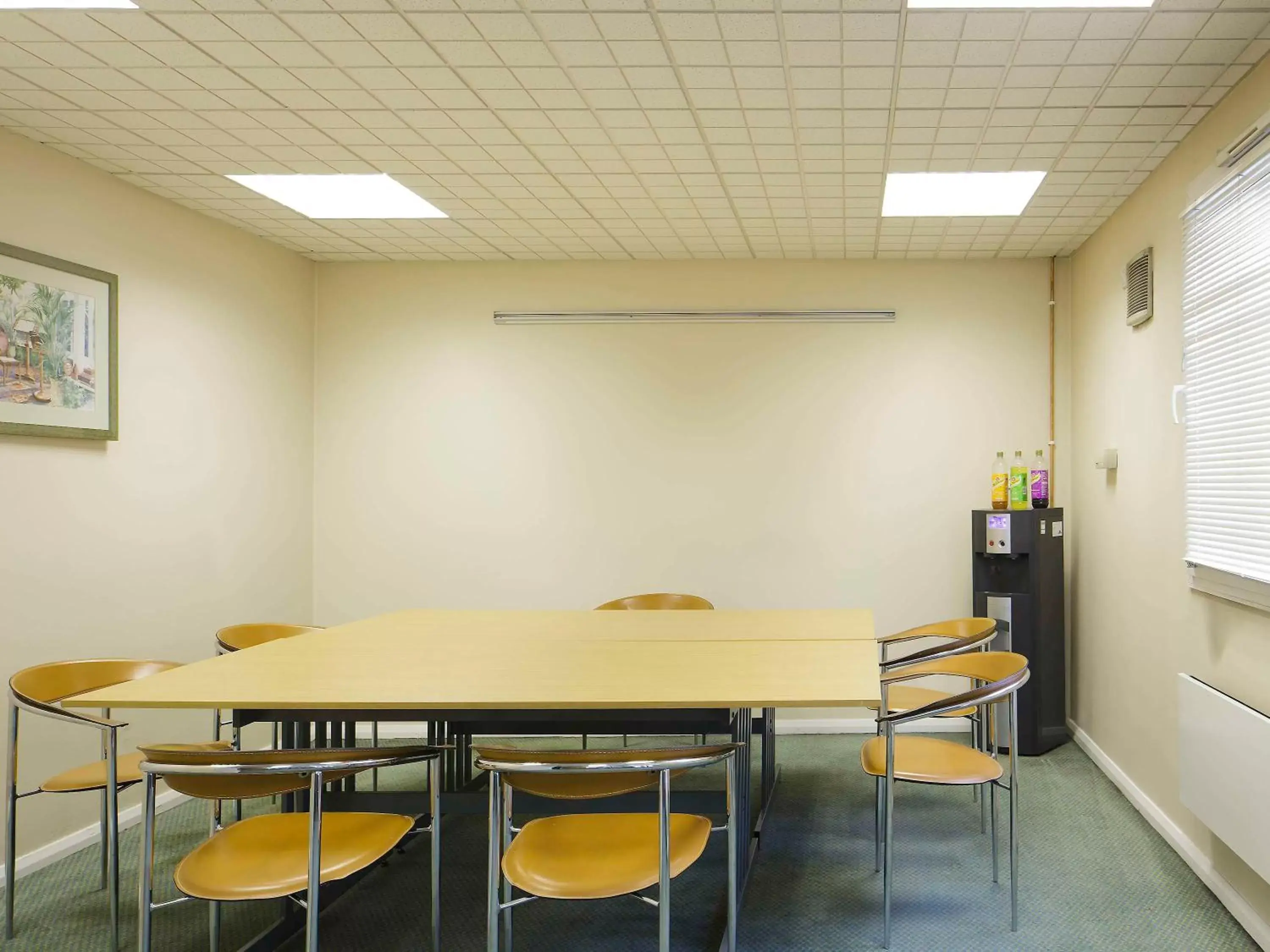 Meeting/conference room in ibis Chesterfield Centre – Market Town
