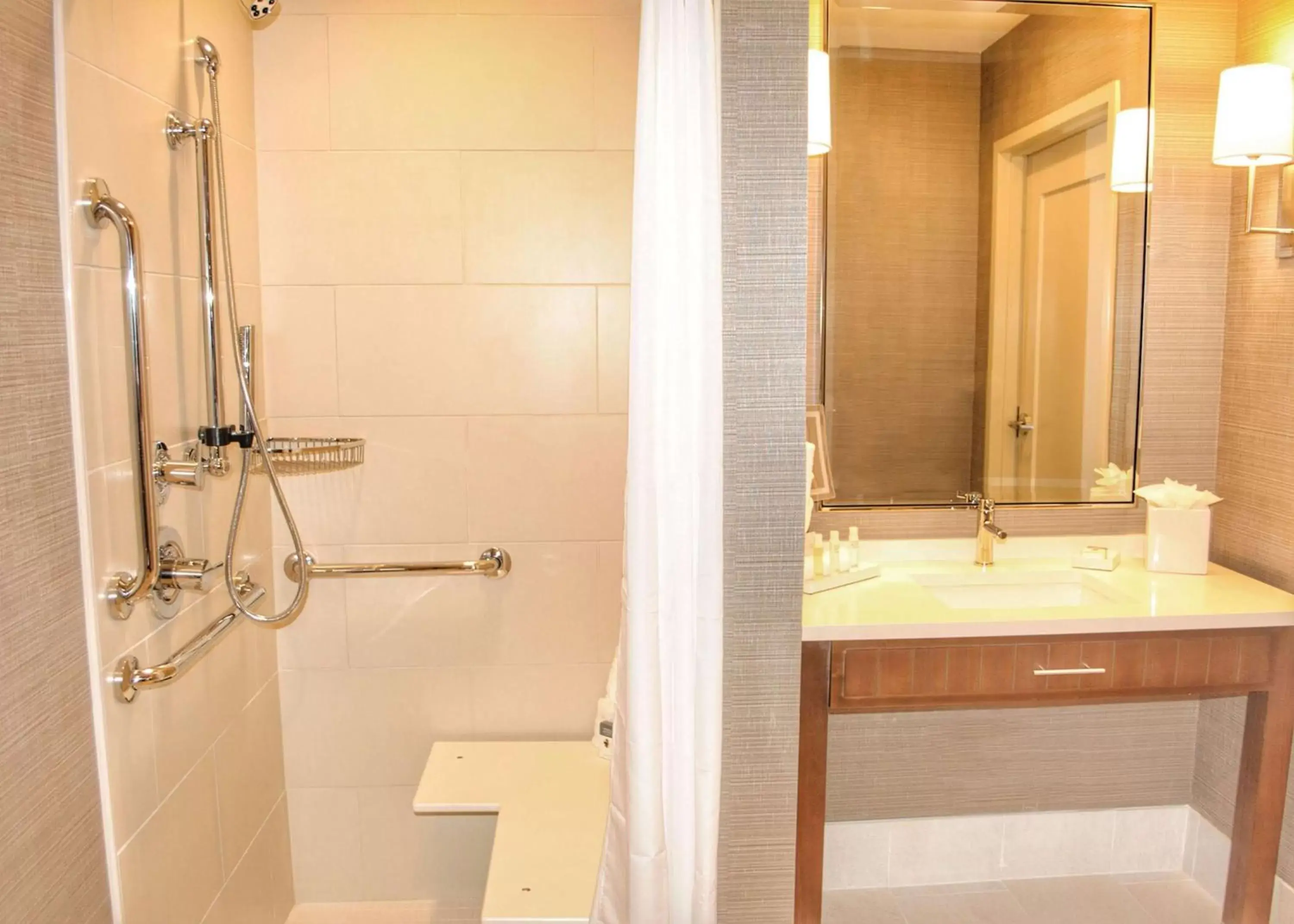 Bathroom in DoubleTree by Hilton Hotel Reading