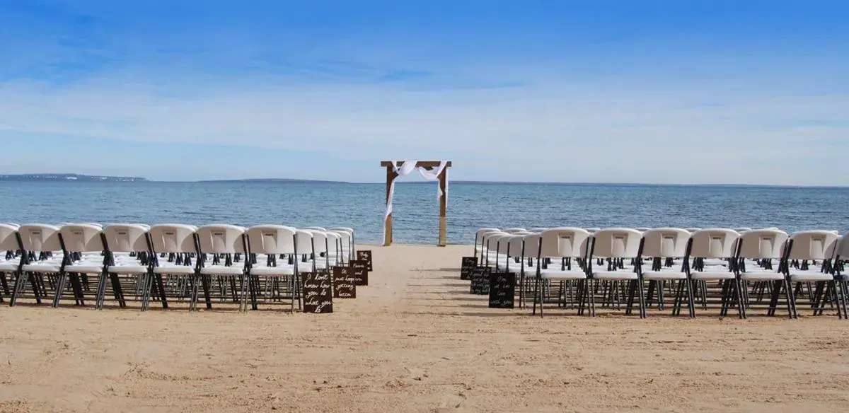 Beach in Mackinaw Beach And Bay All Suites Resort