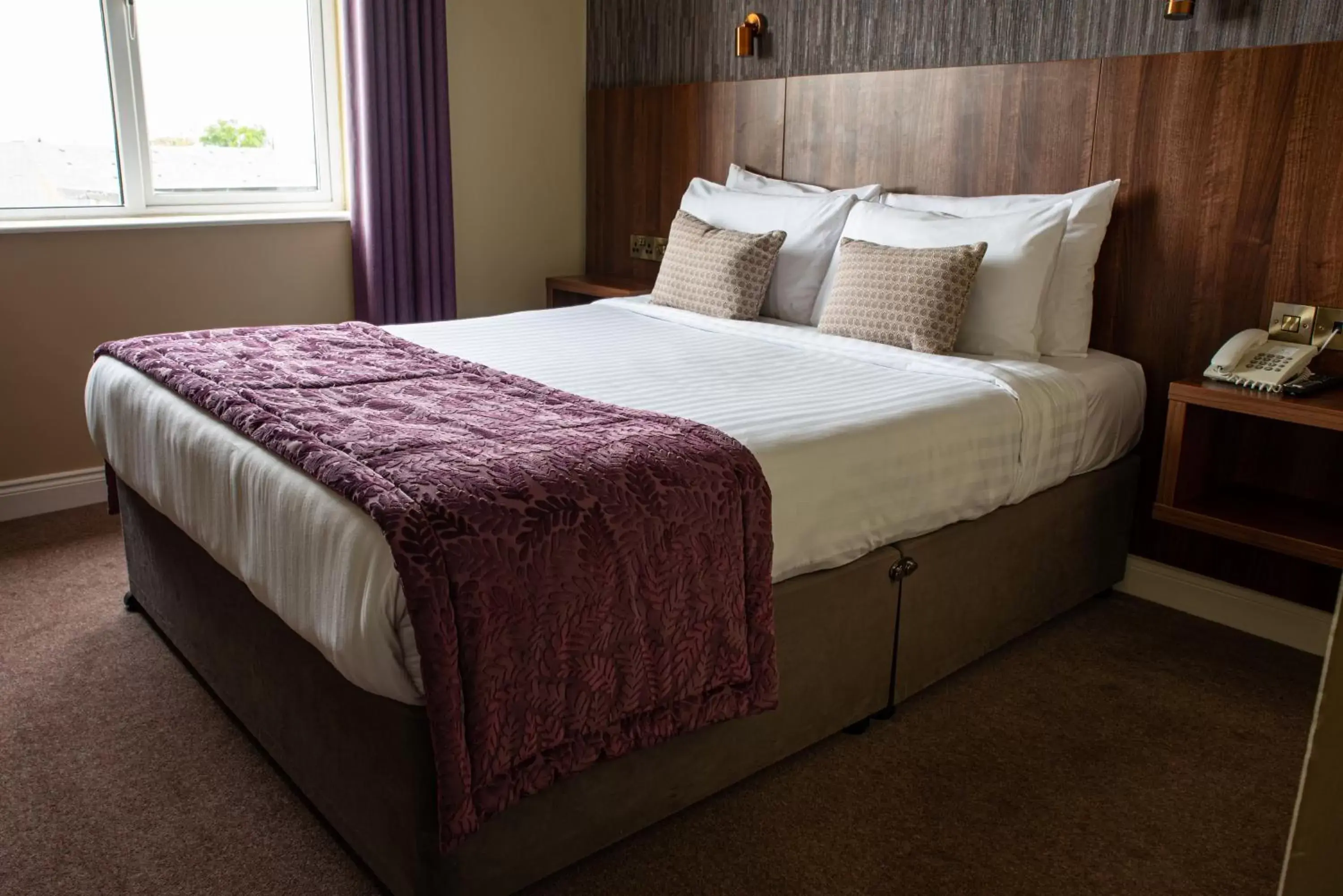 Bed in Arklow Bay Hotel and Leisure Club