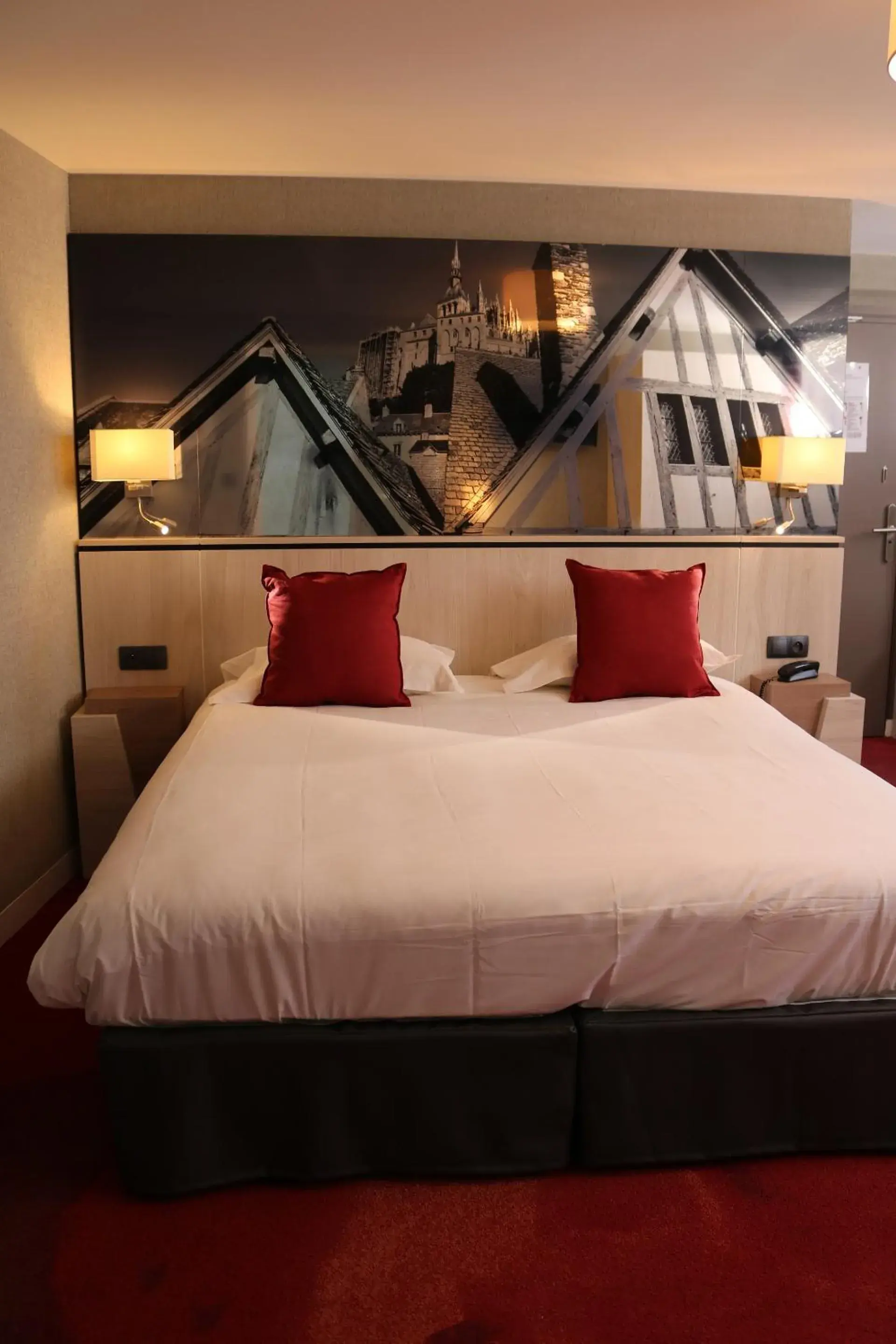 Bedroom, Bed in Les Terrasses Poulard