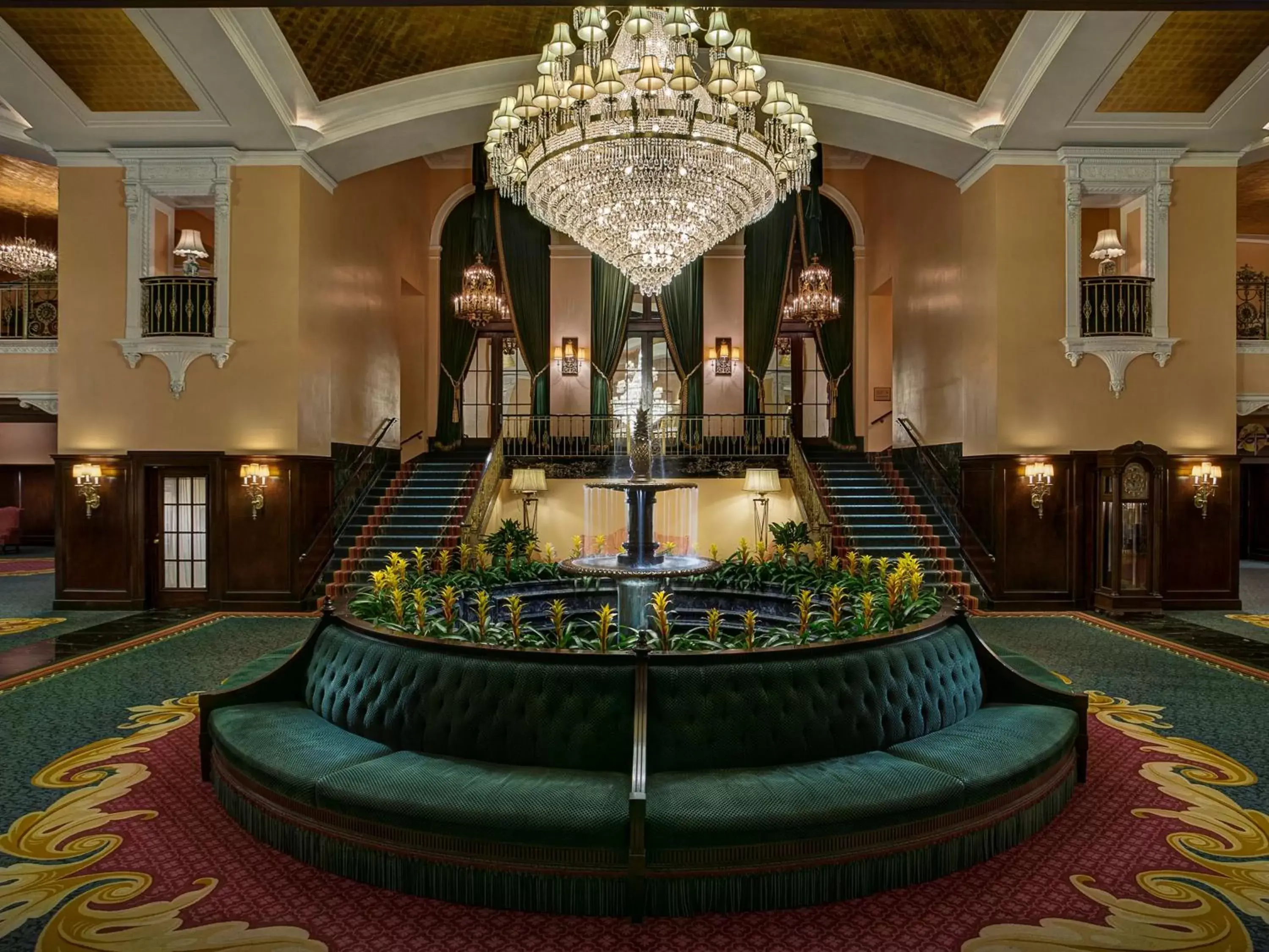 Lobby or reception in Amway Grand Plaza Hotel, Curio Collection by Hilton