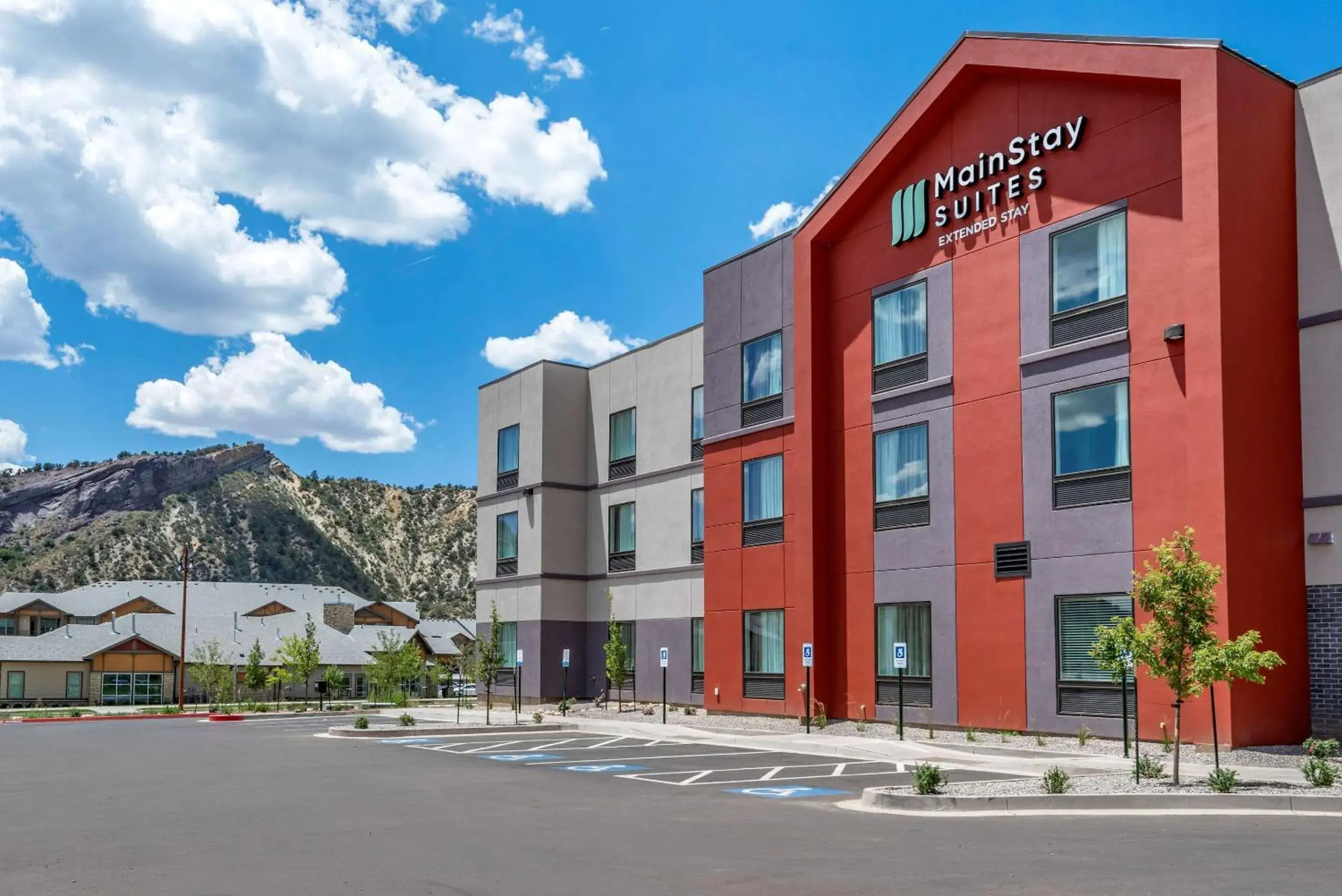 Property Building in MainStay Suites Durango