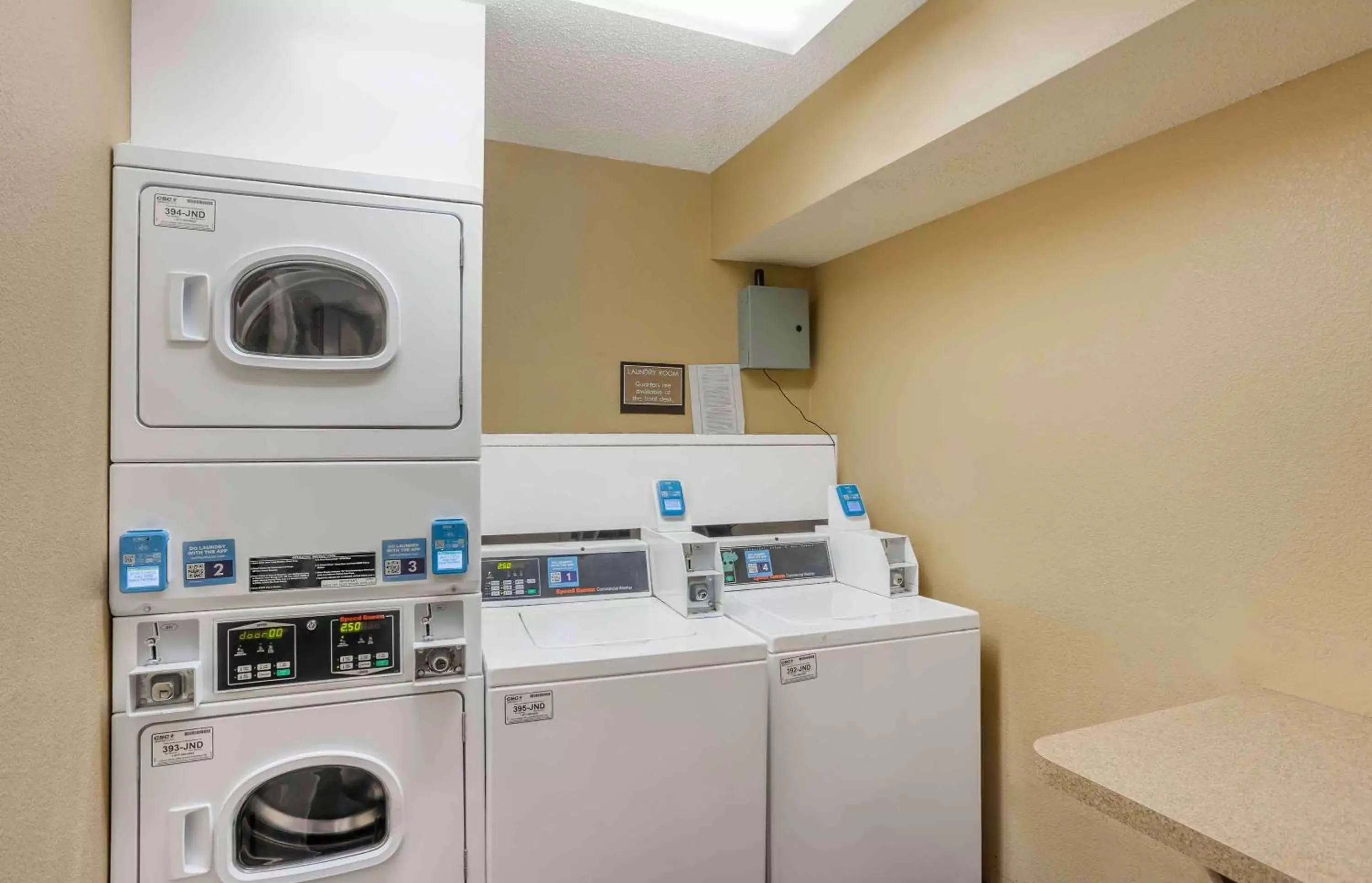 Property building, Kitchen/Kitchenette in Extended Stay America Suites - Wilkes-Barre - Hwy 315