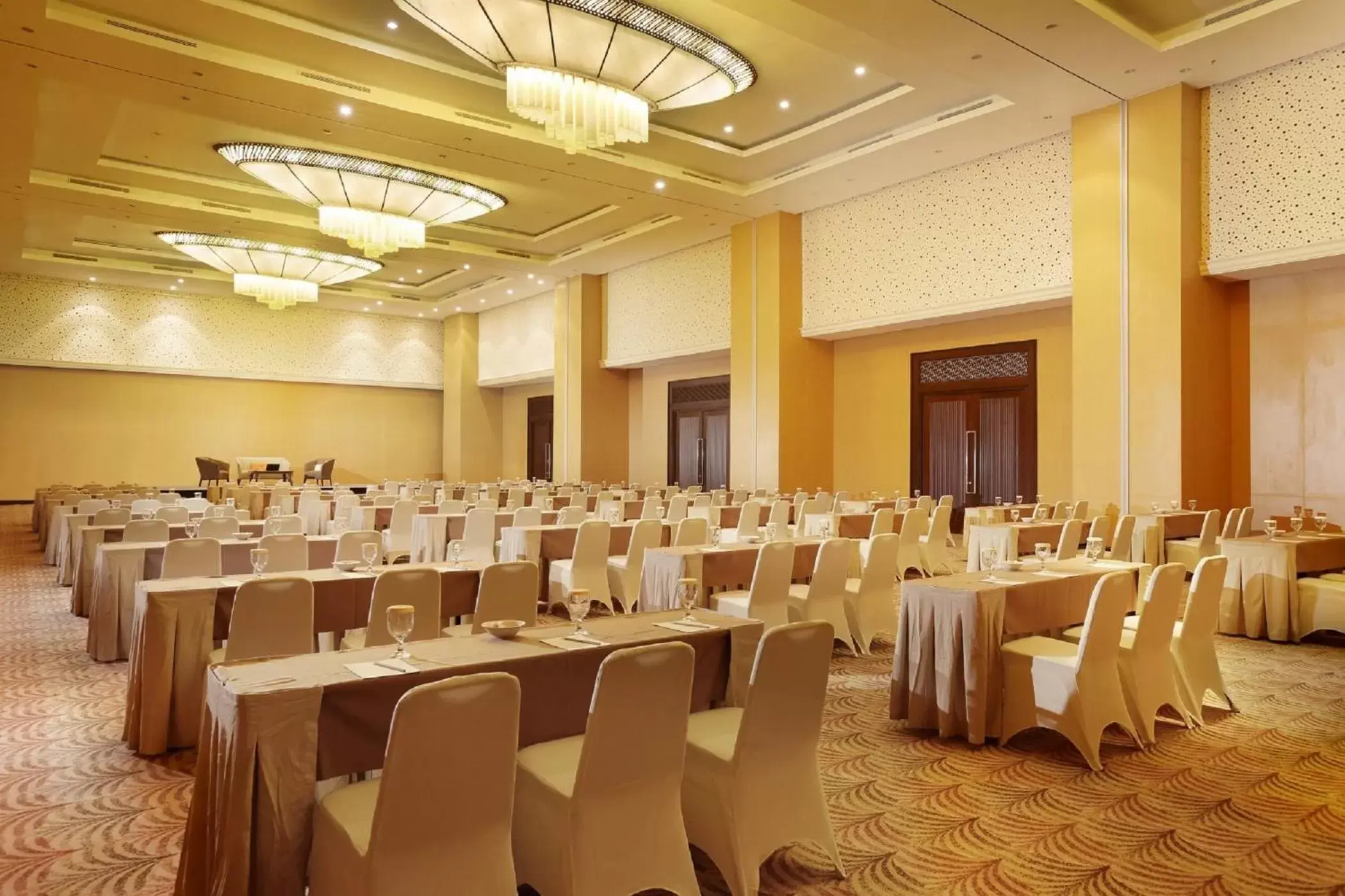 Meeting/conference room, Banquet Facilities in Hotel Santika Premiere Bintaro