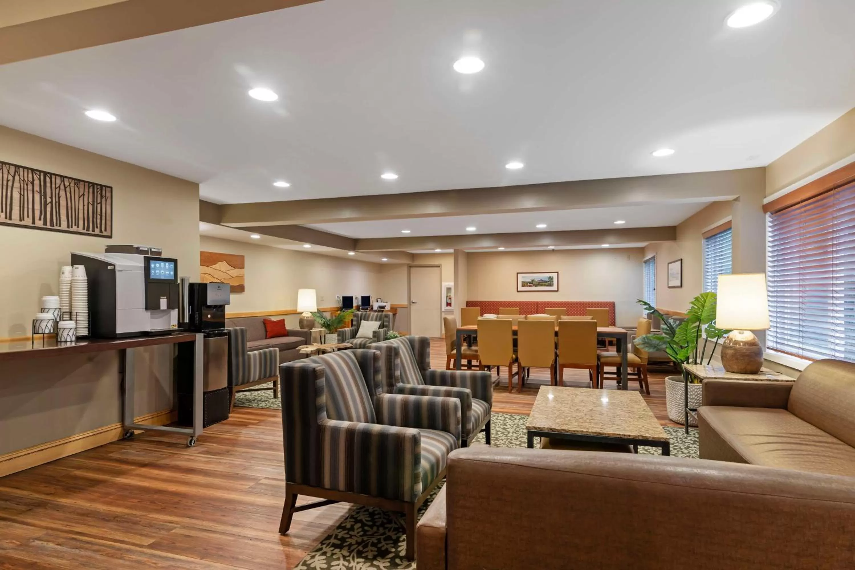 Lobby or reception in Best Western Plus Windjammer Inn & Conference Center