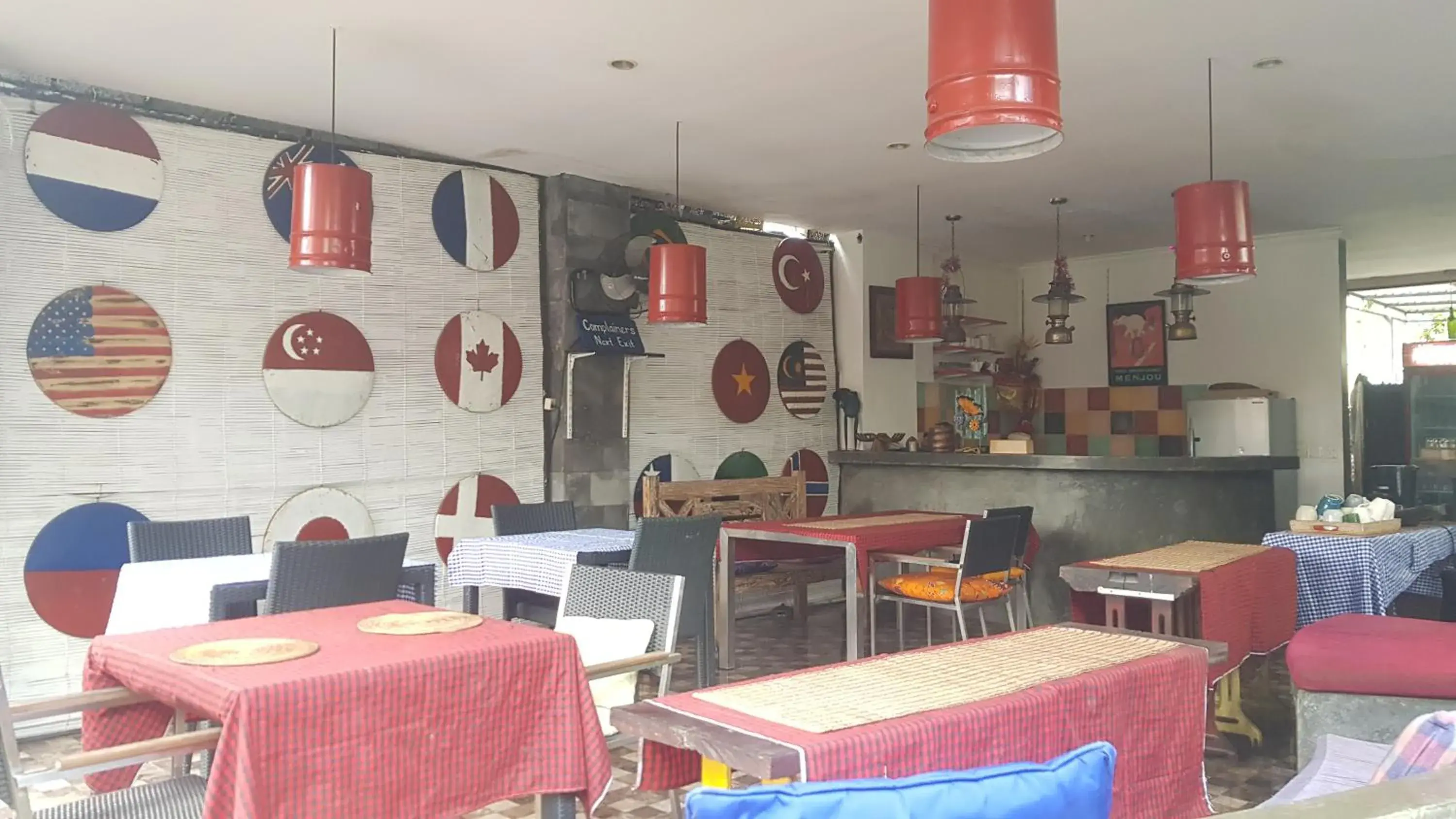 Restaurant/Places to Eat in Gajah Biru Bungalows