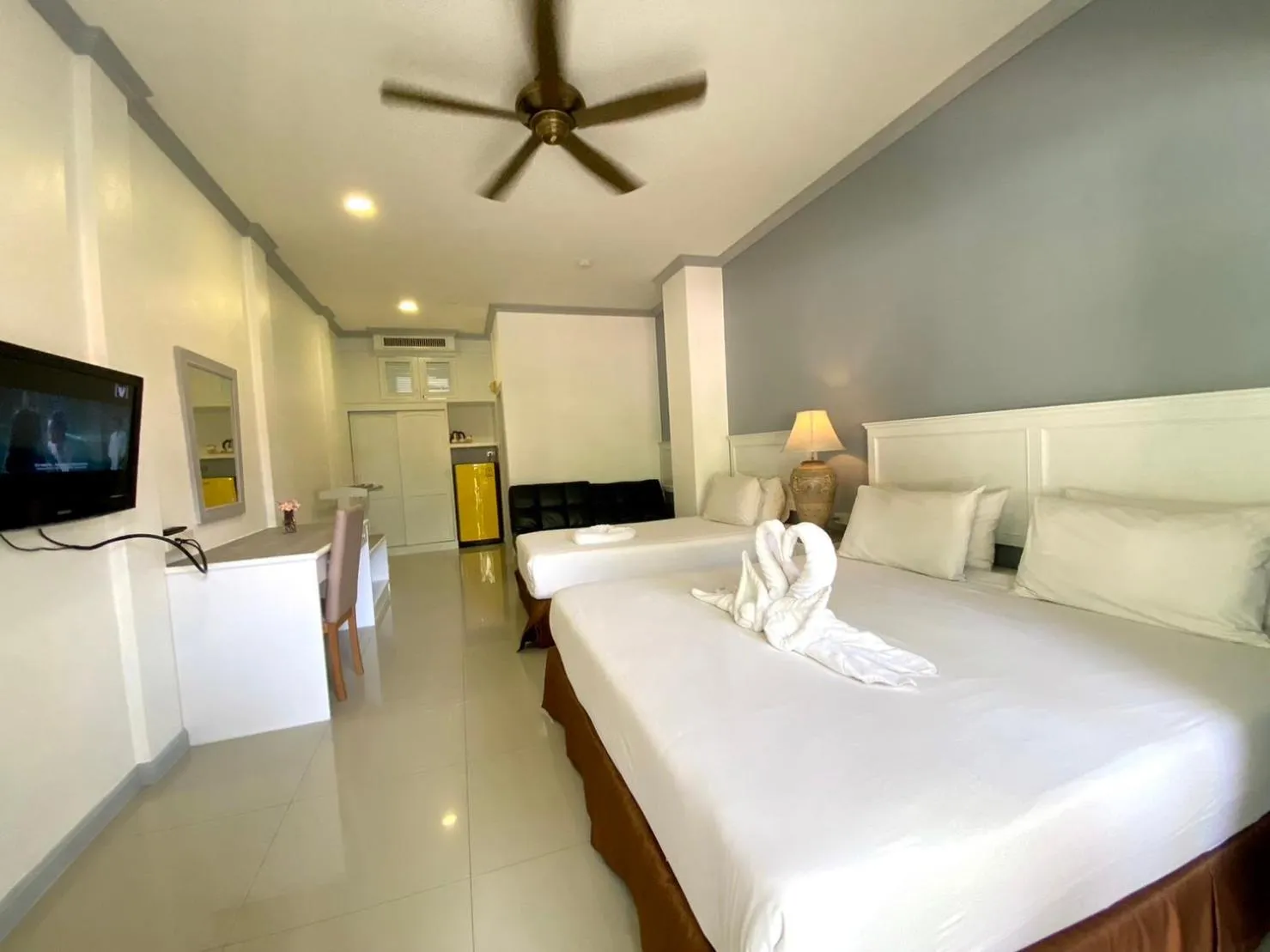 Bedroom, Bed in Garden Home Kata