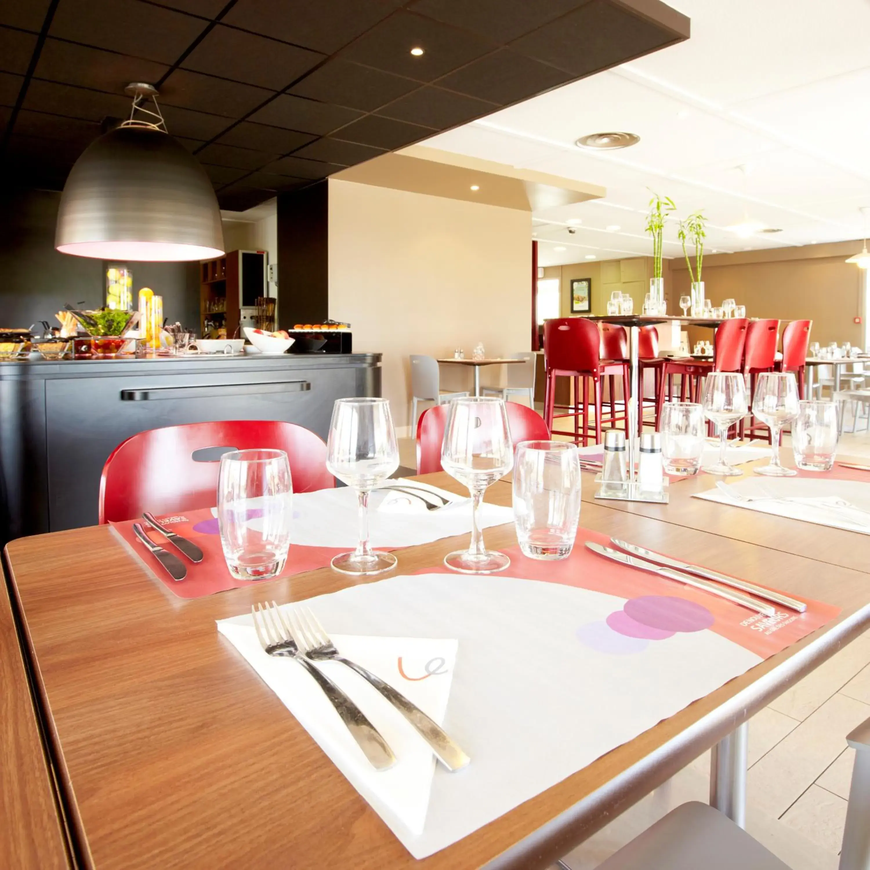 Restaurant/Places to Eat in Campanile Salon-De-Provence