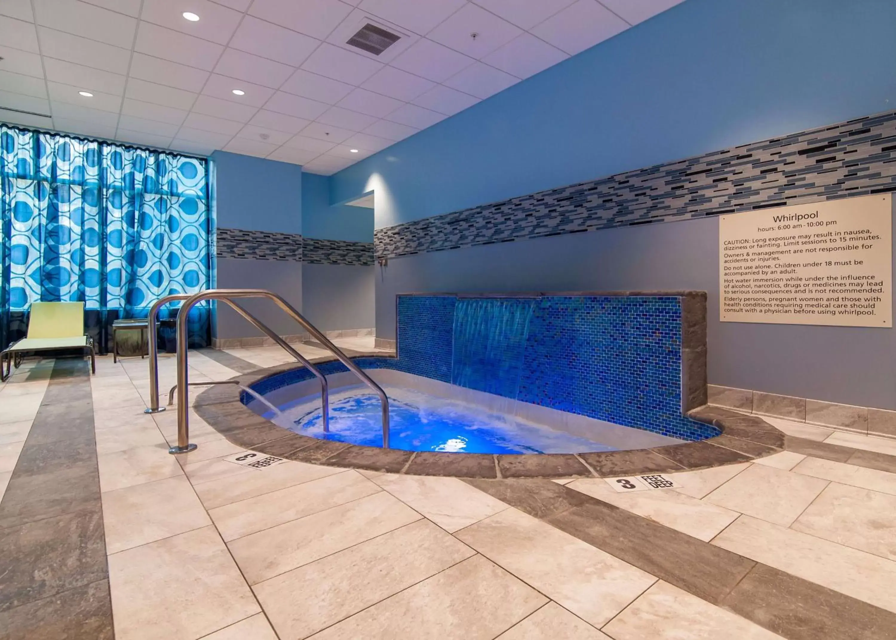 Sports, Swimming Pool in Hampton Inn Norwich