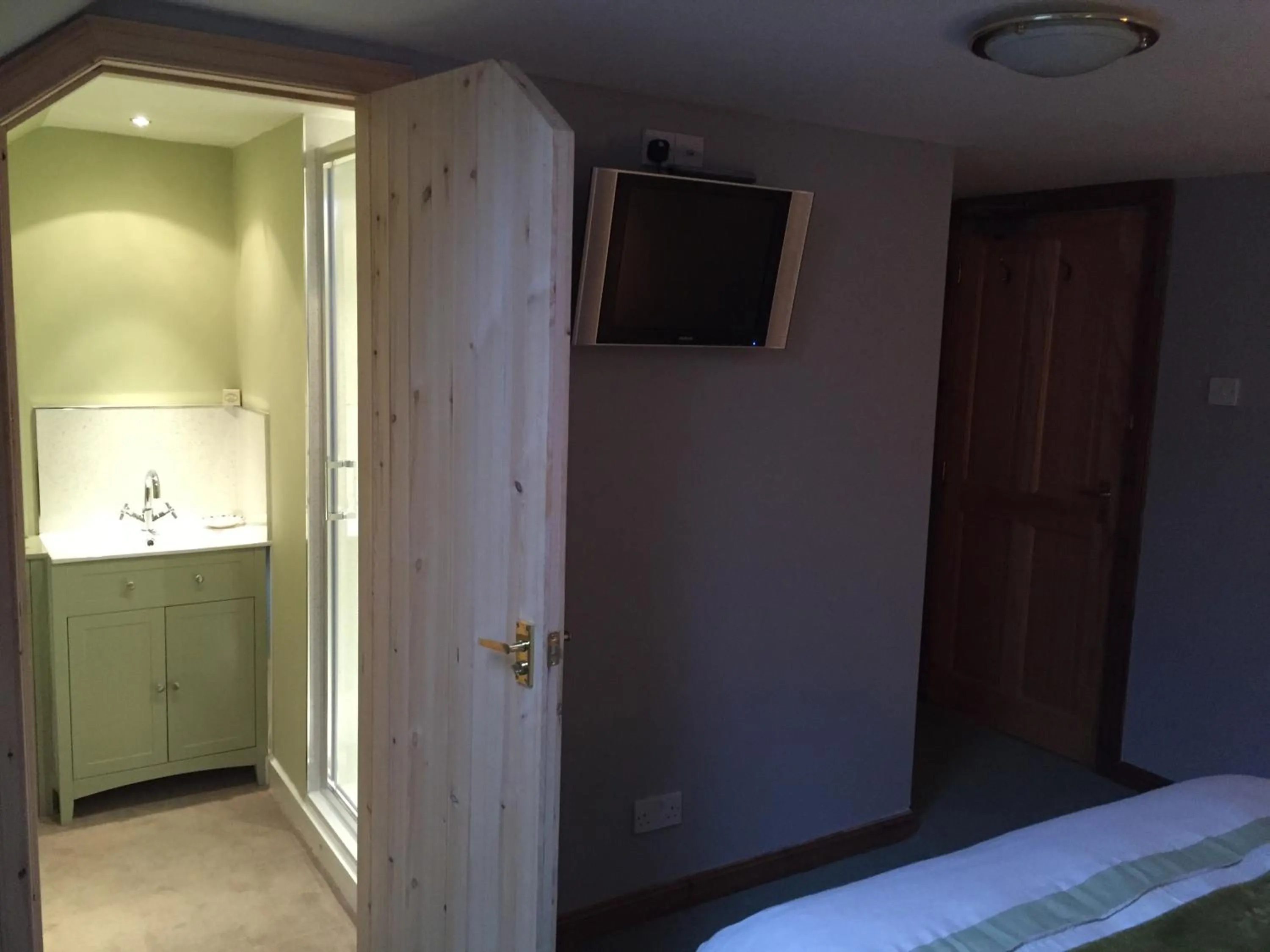 Bed in Lodge at Lochside