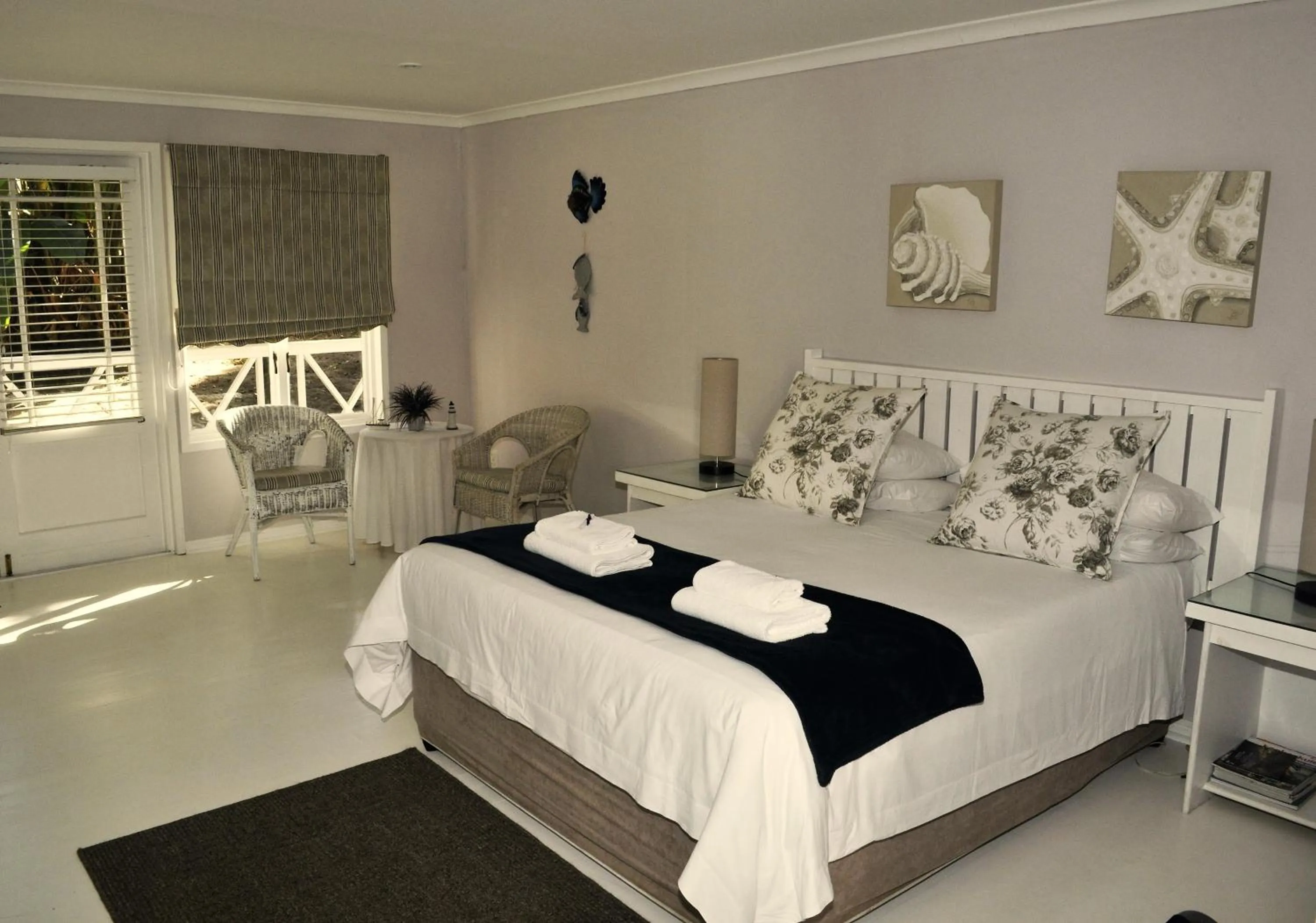 Standard Double Room in Brenton Beach House