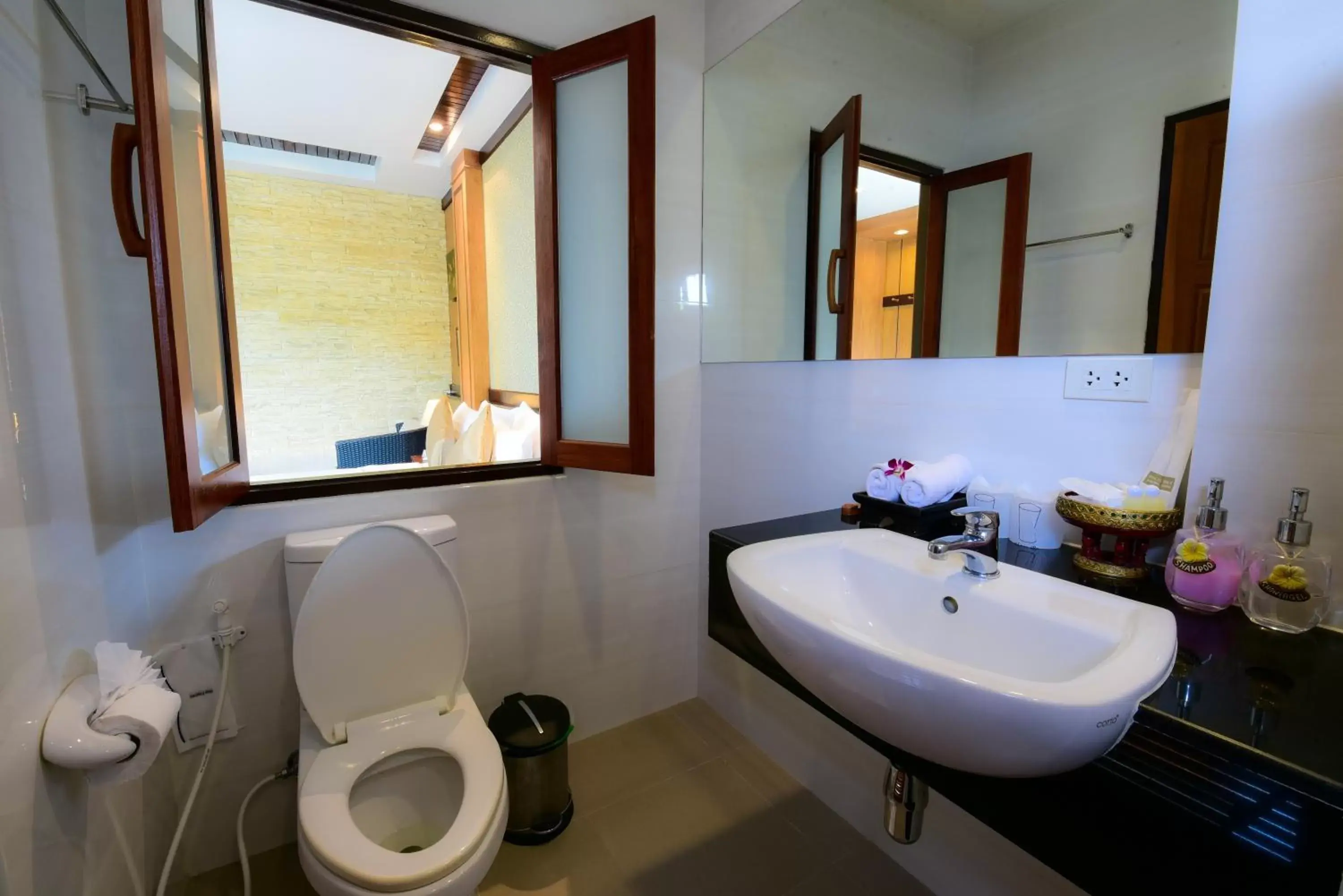 Bathroom in Rapeepan Ville Hotel