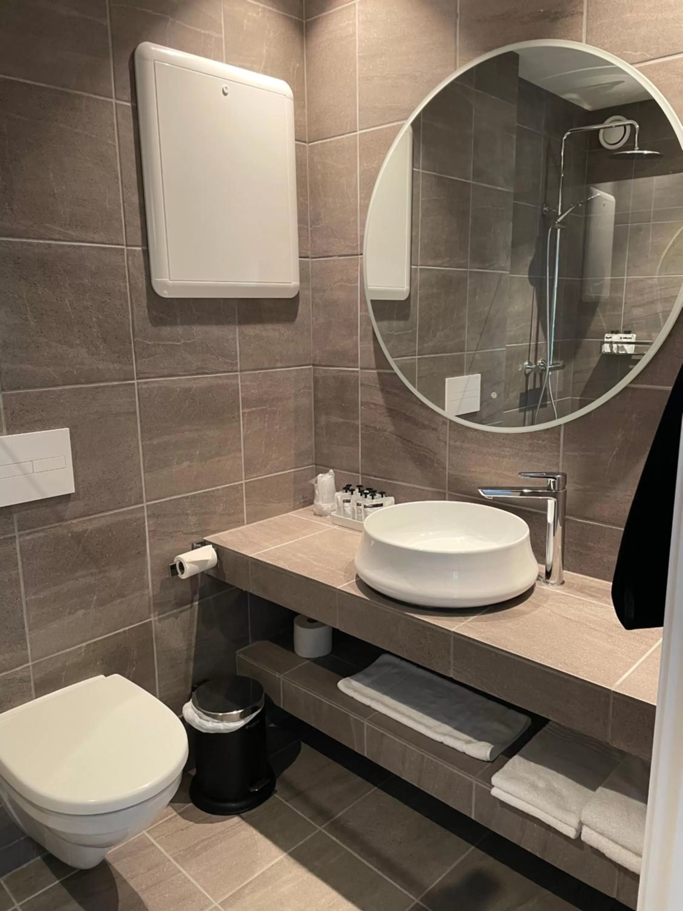 Shower in Magic Hotel & Apartments Kløverhuset