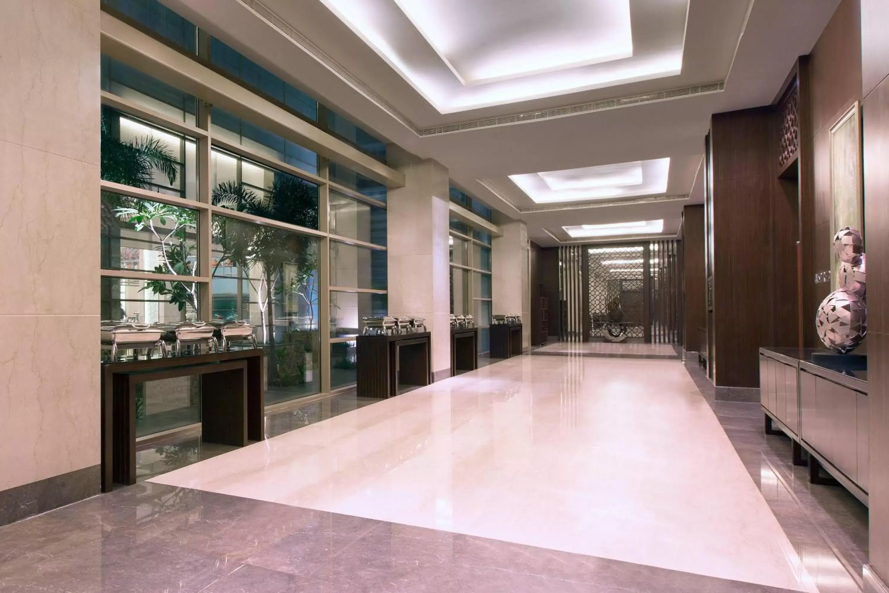 Meeting/conference room, Lobby/Reception in The Westin Chennai Velachery