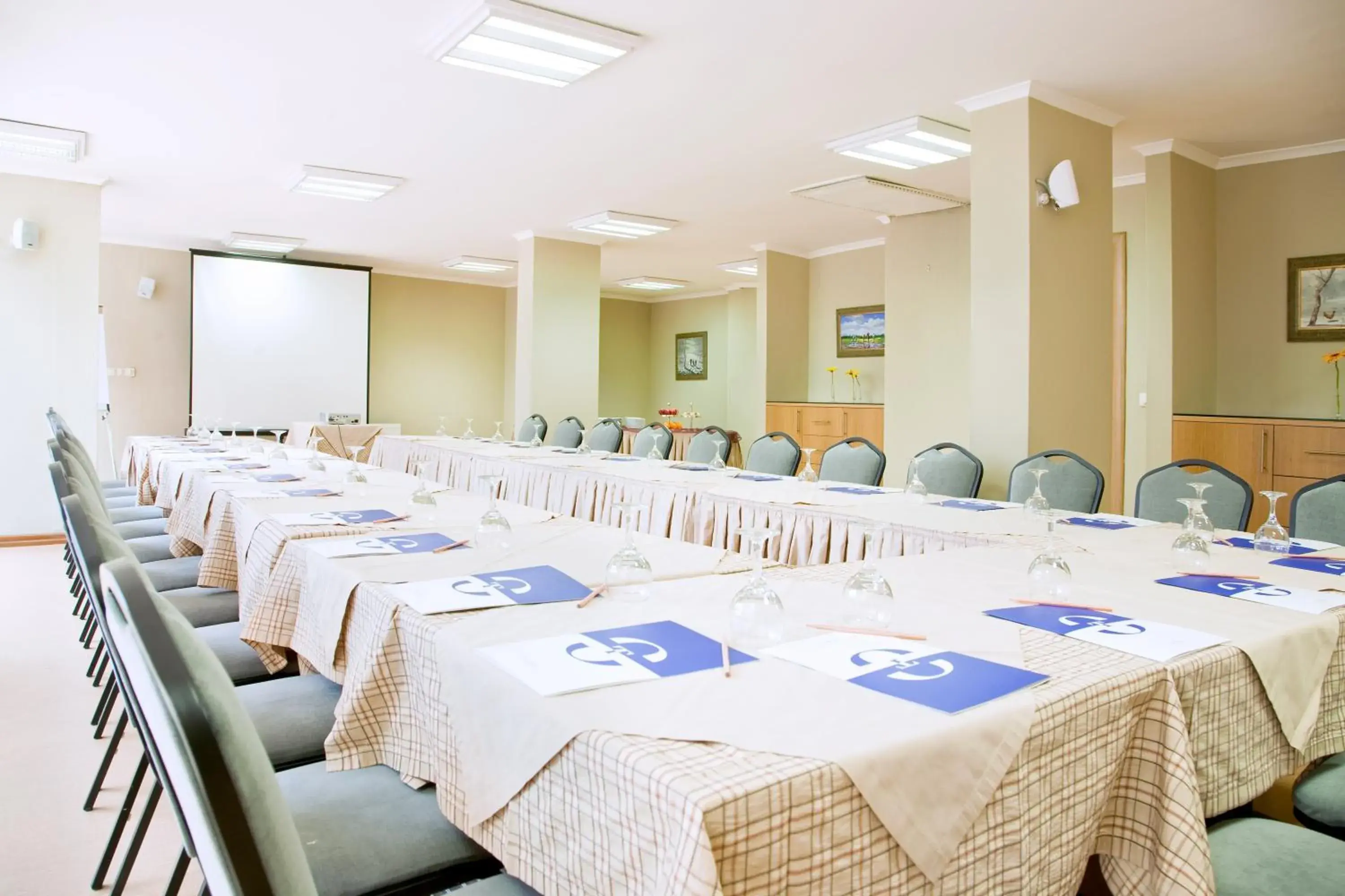 Business facilities in Hotel Tunali