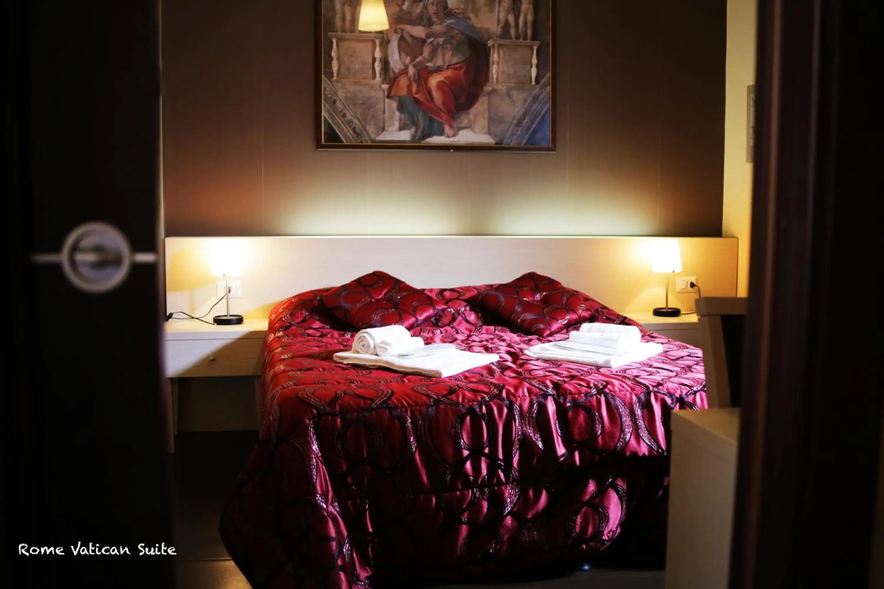 Bedroom, Bed in Rome Vatican Suite