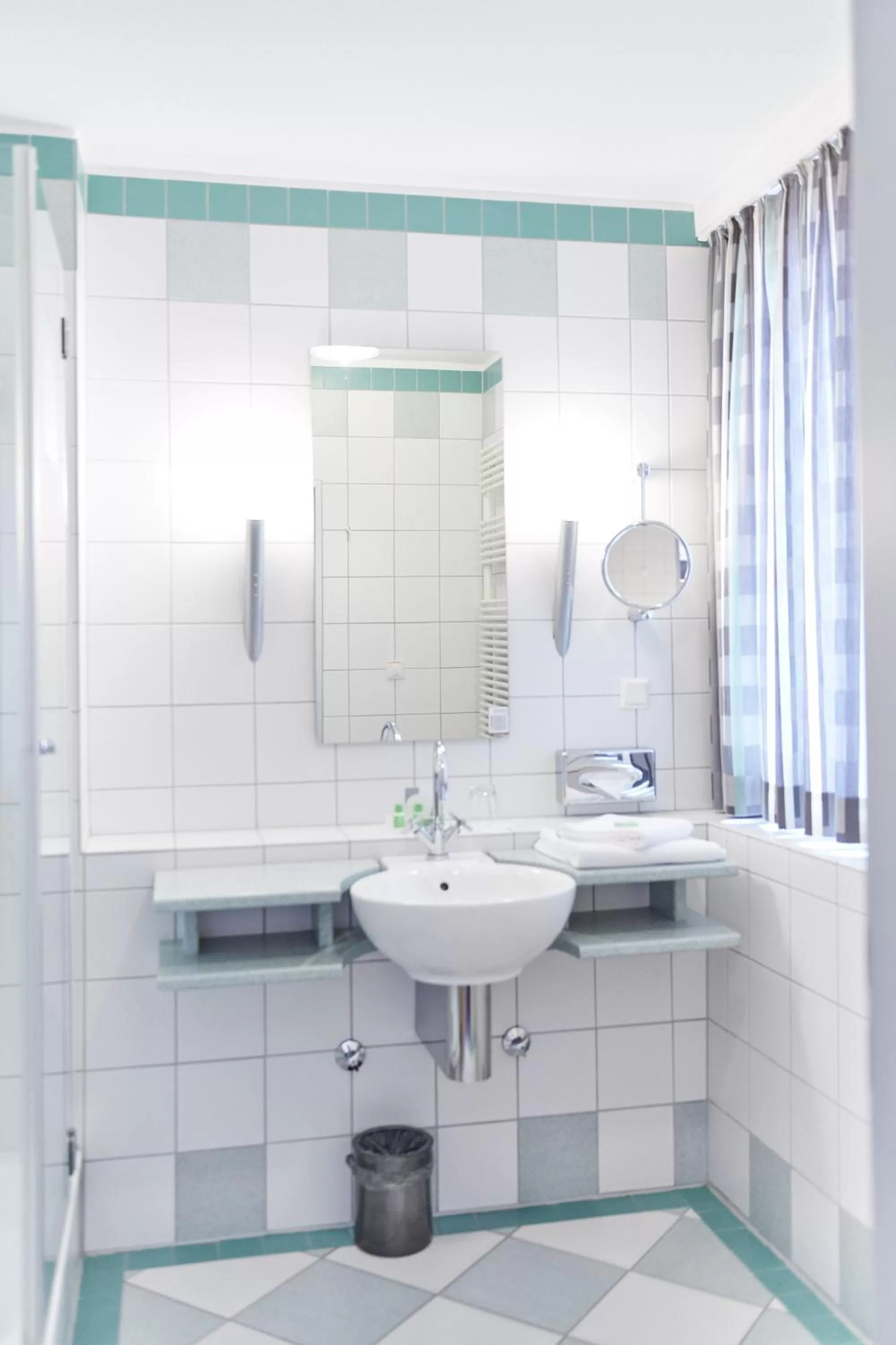 Photo of the whole room in Hotel Amadeus