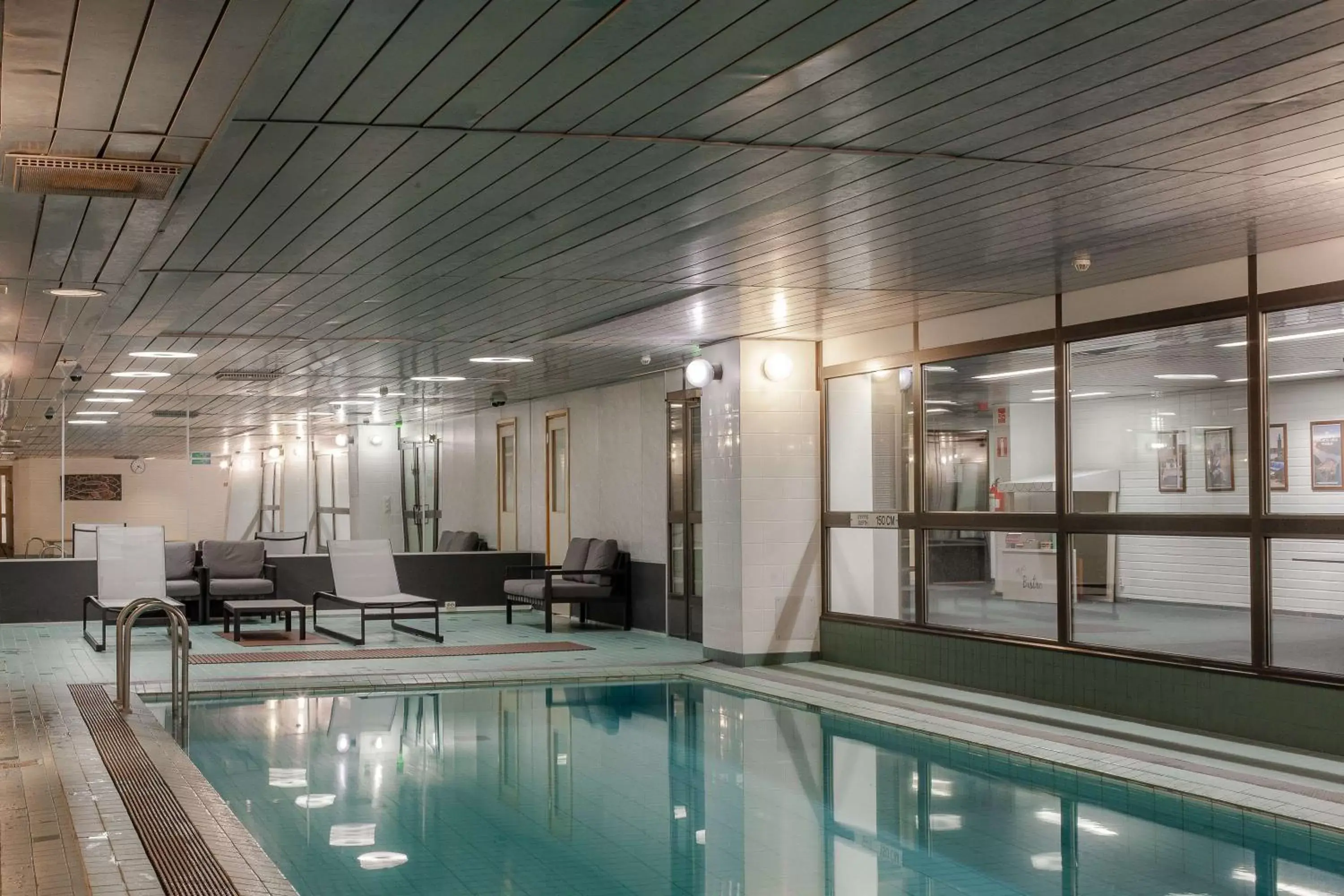 Activities, Swimming Pool in Scandic Mikkeli