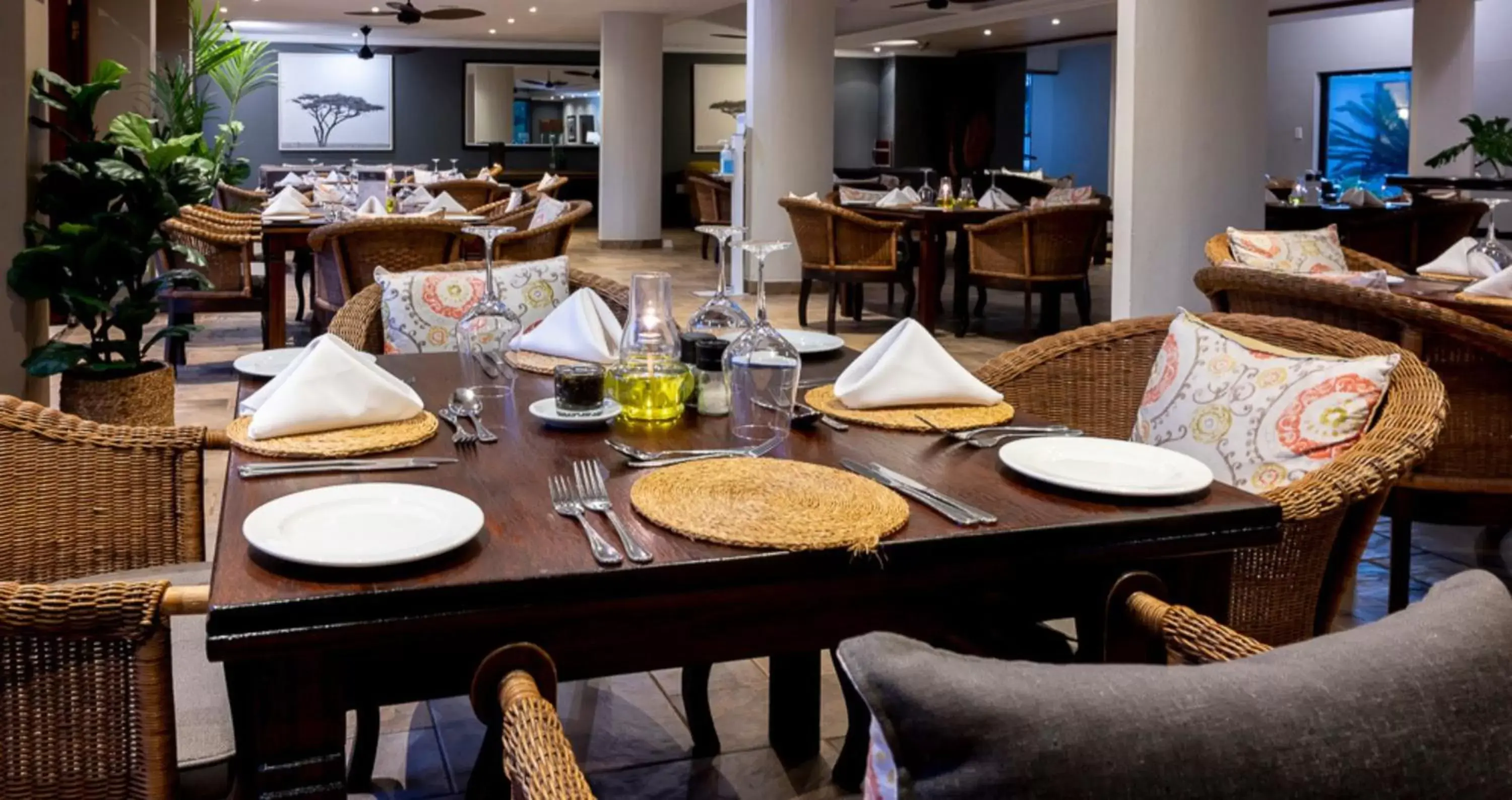 Restaurant/Places to Eat in ANEW Hotel Hluhluwe