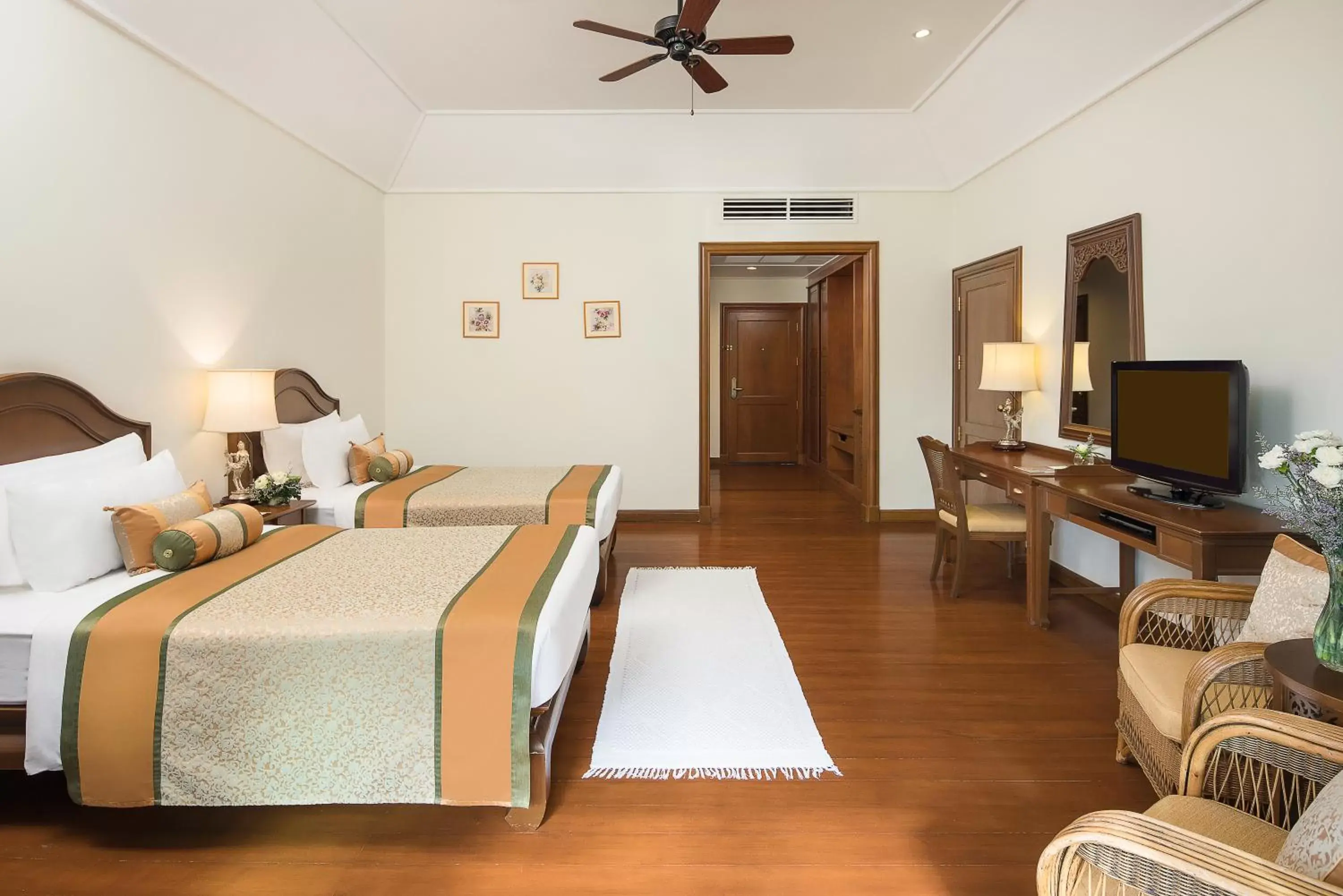 Bed in Dheva Mantra Resort - SHA