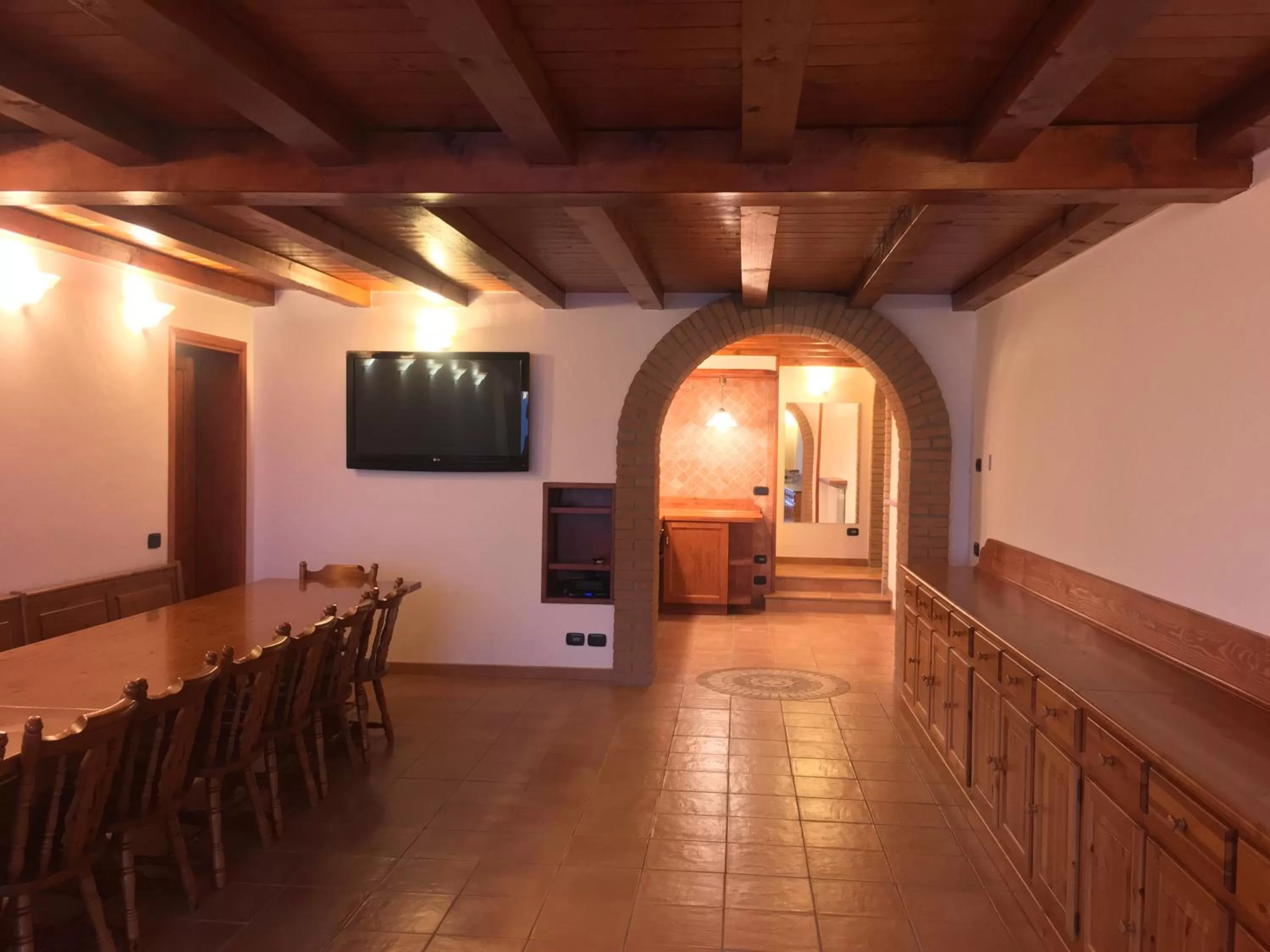 Communal lounge/ TV room in Resort Ninfea San Pellegrino Terme