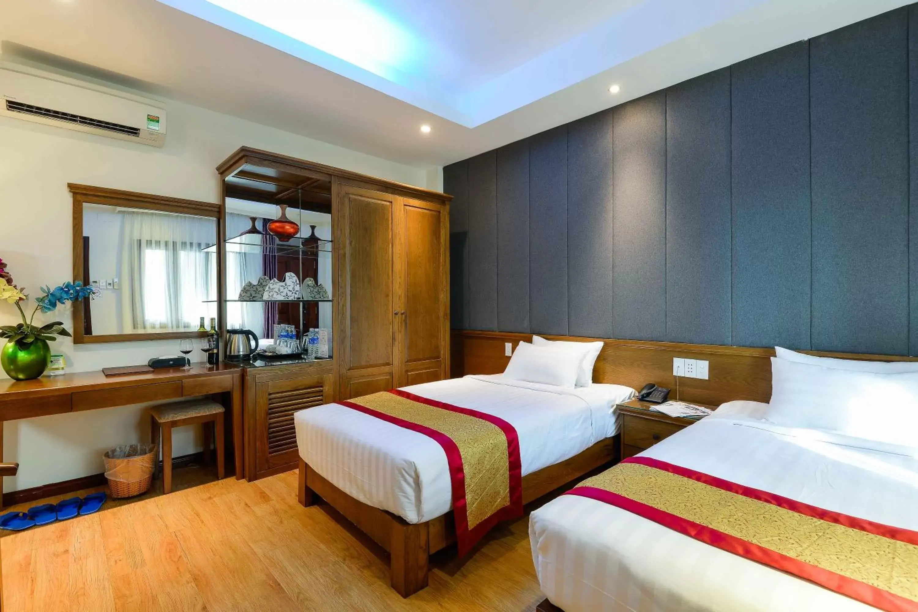 Bed in Saigonciti Hotel A