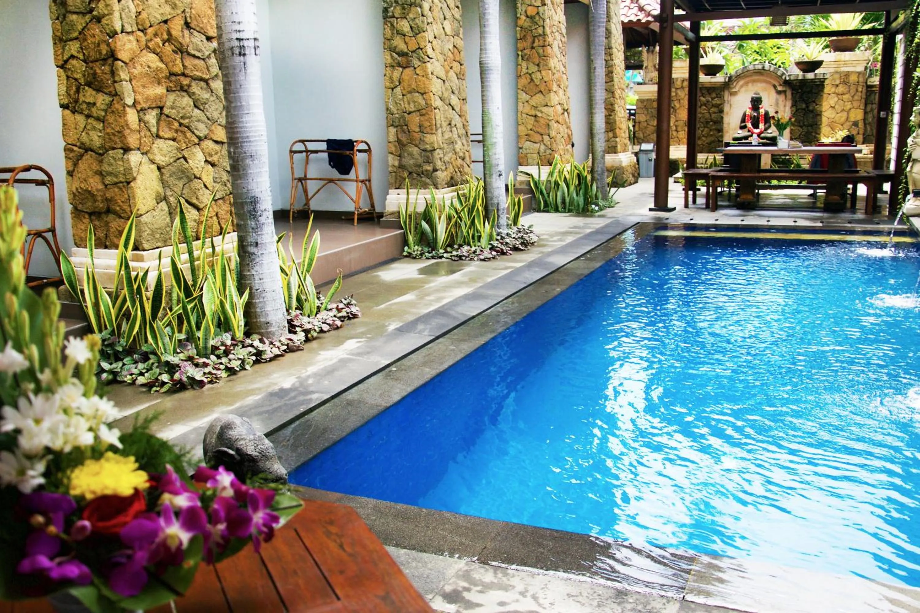 Swimming pool in Sindhu Mertha Sanur