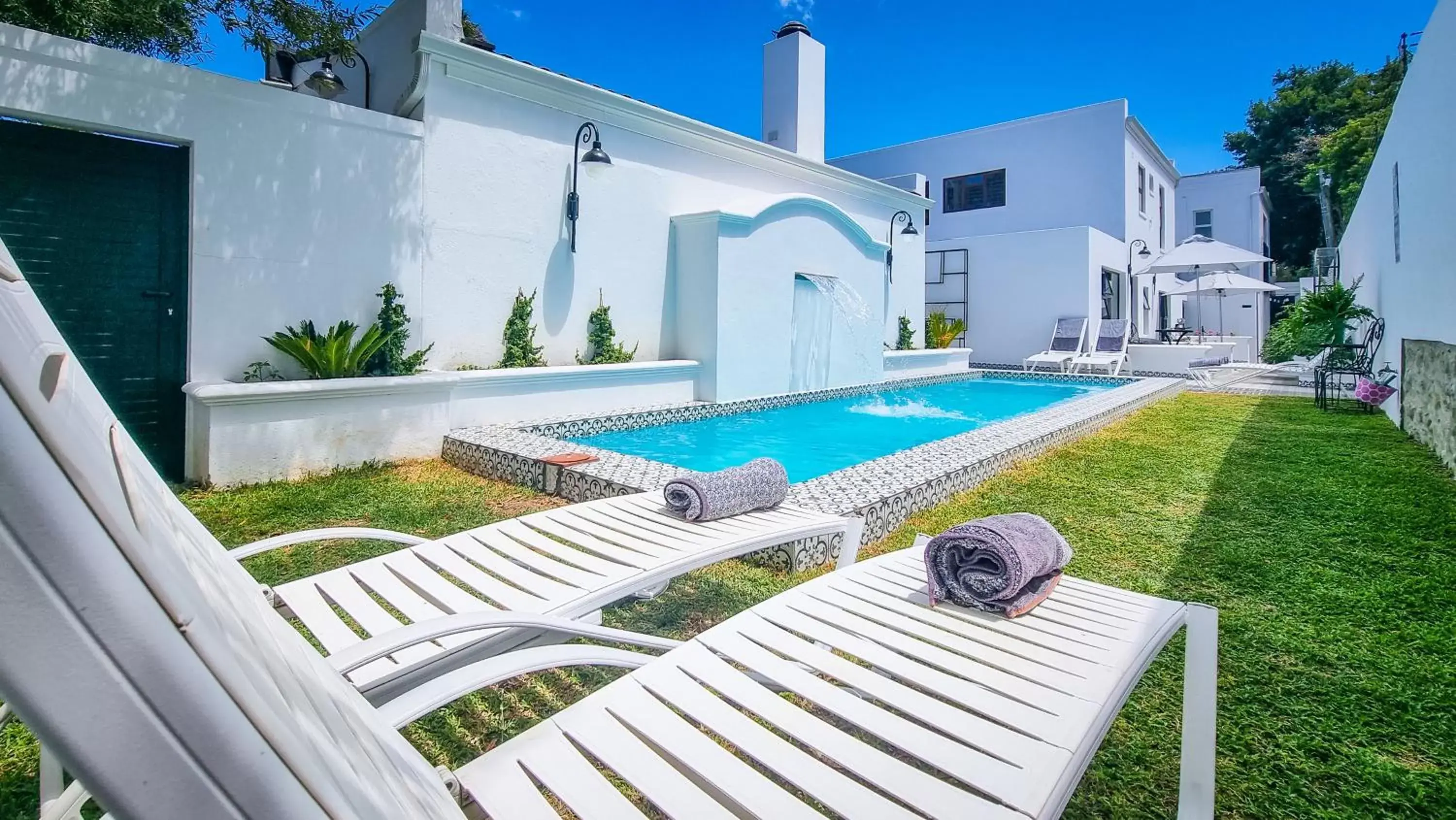 Swimming Pool in Batavia Boutique Hotel