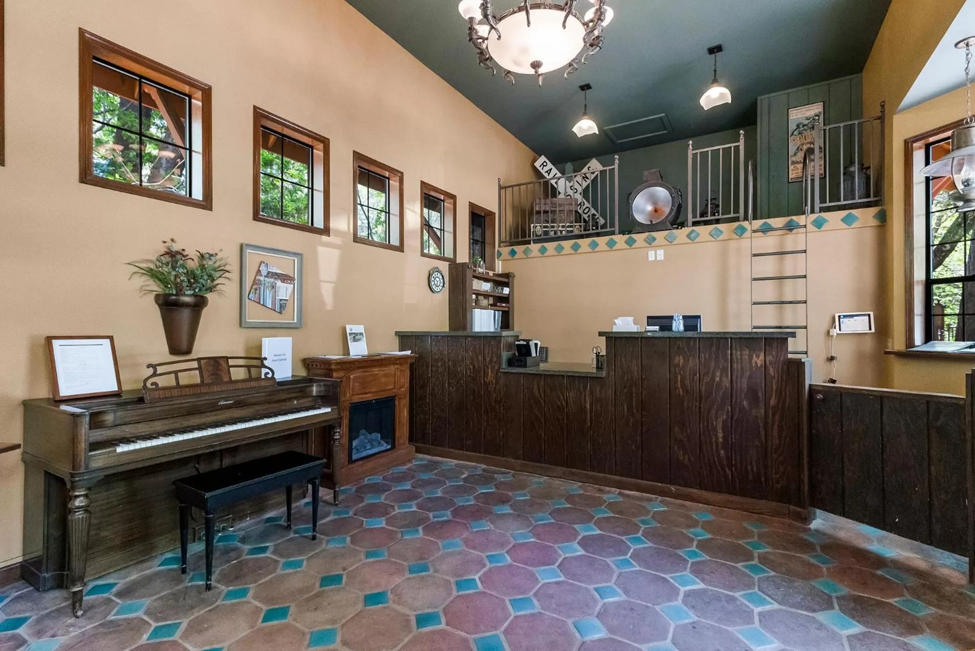 Lobby or reception in Northern Queen Inn