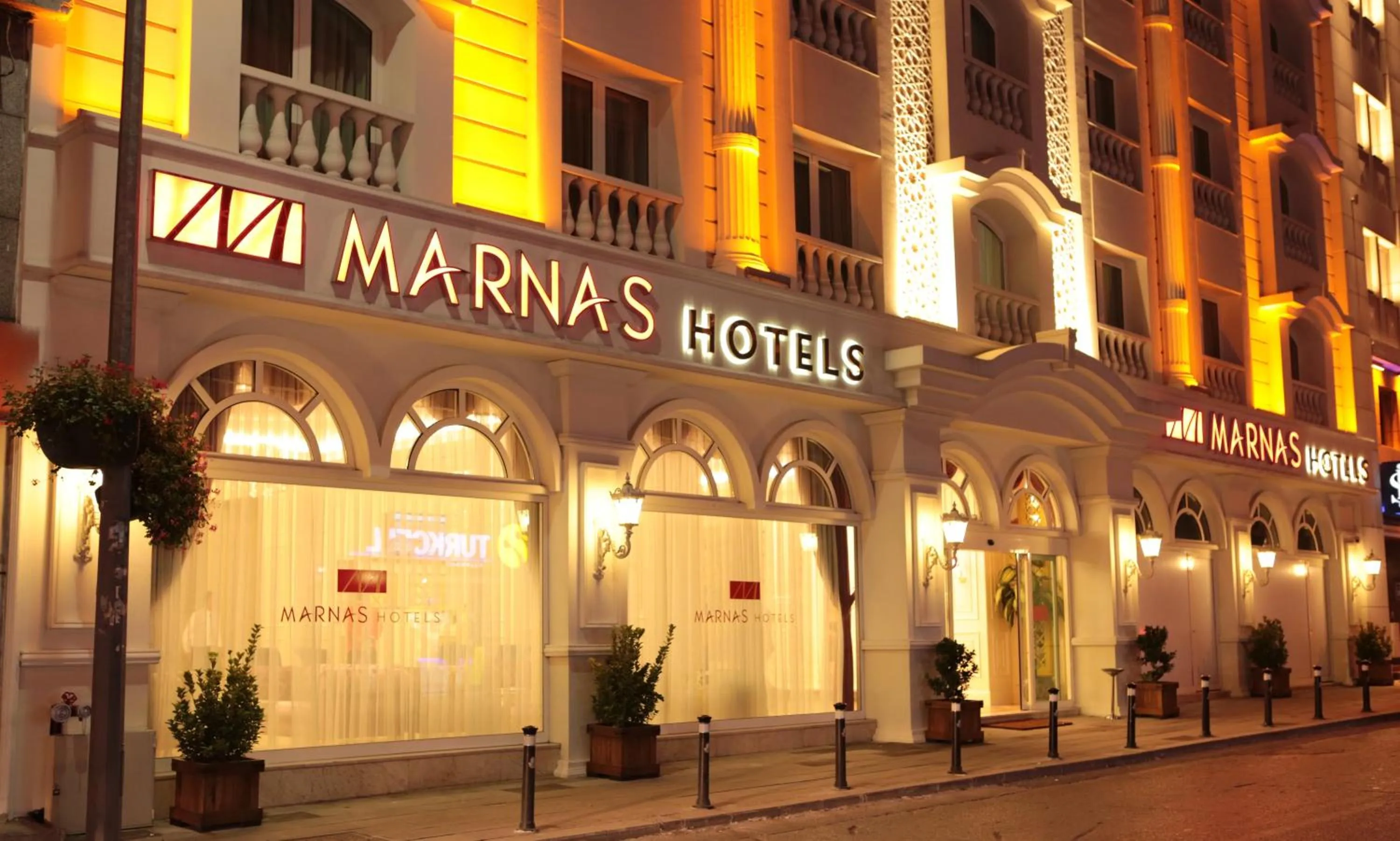 Property building in Marnas Hotels