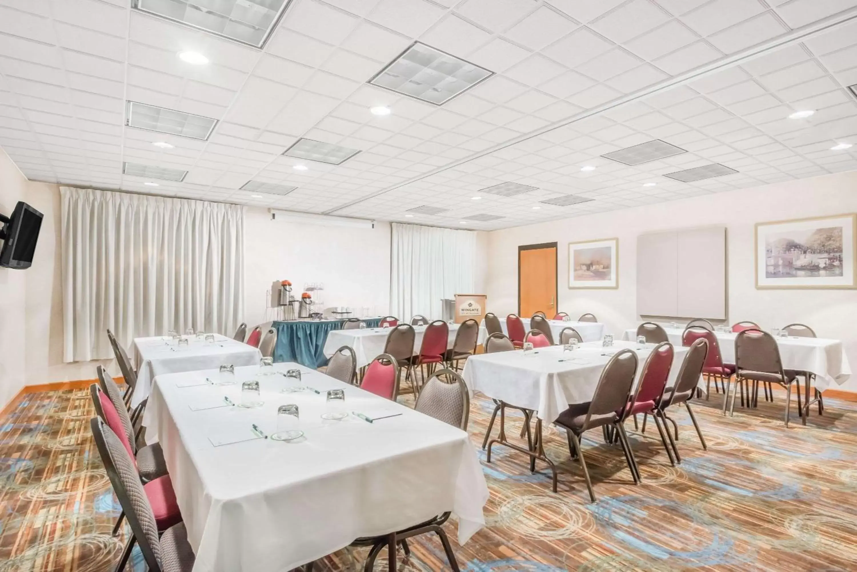 Business facilities, Restaurant/Places to Eat in Wingate by Wyndham Lima