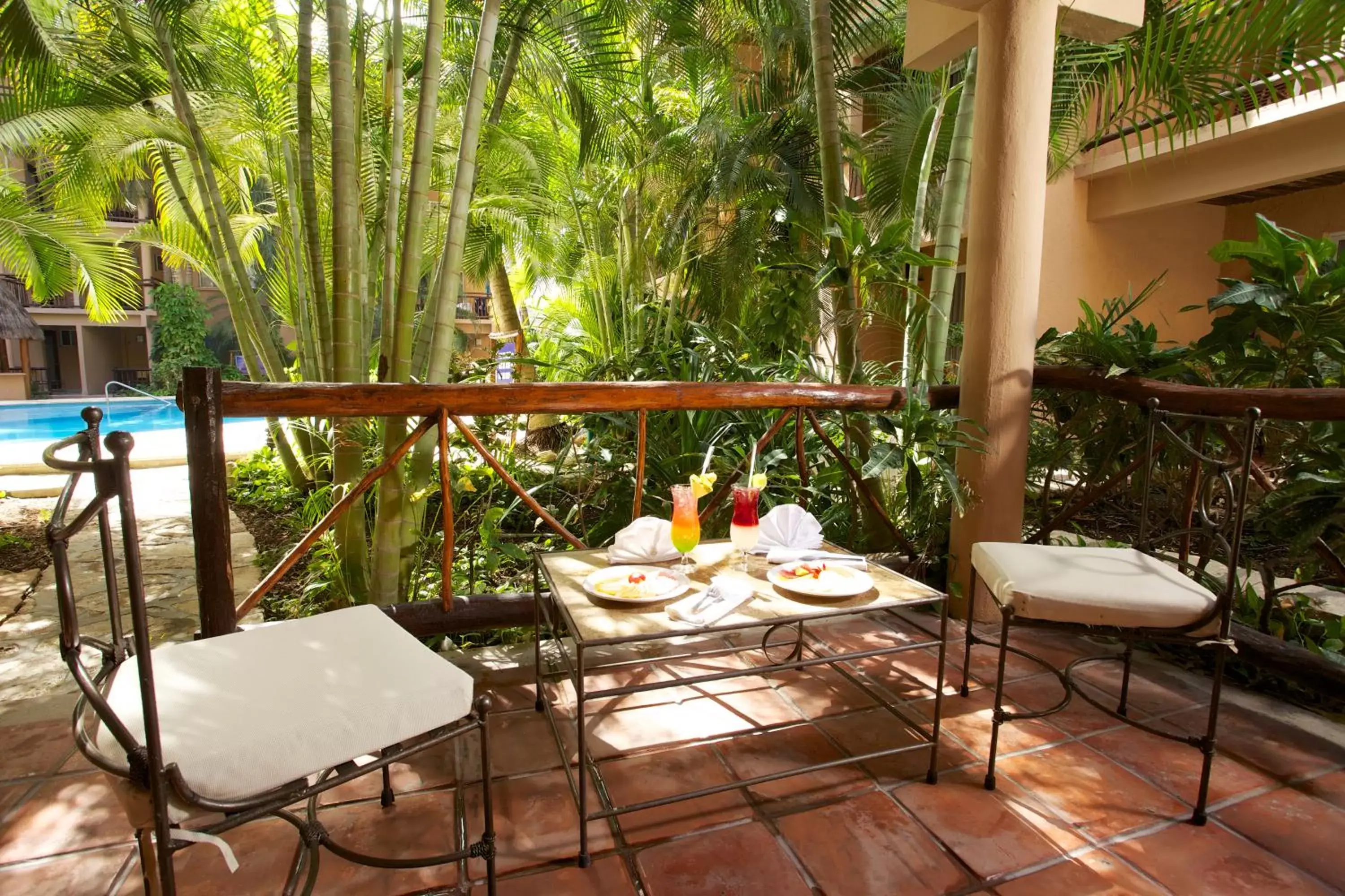 Patio in Tukan Hotel Playa del Carmen