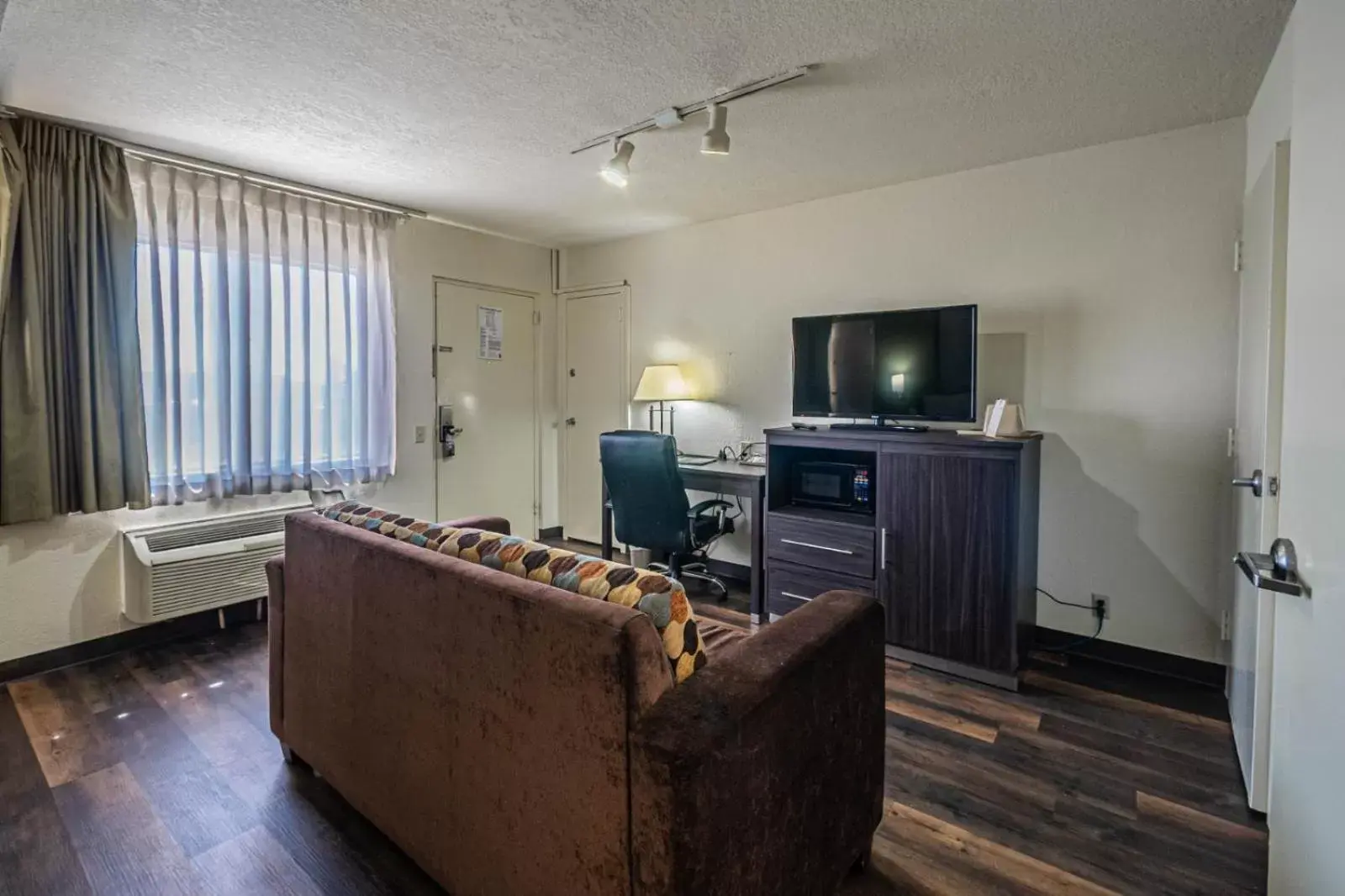 TV/Entertainment Center in Super 8 by Wyndham El Paso Airport