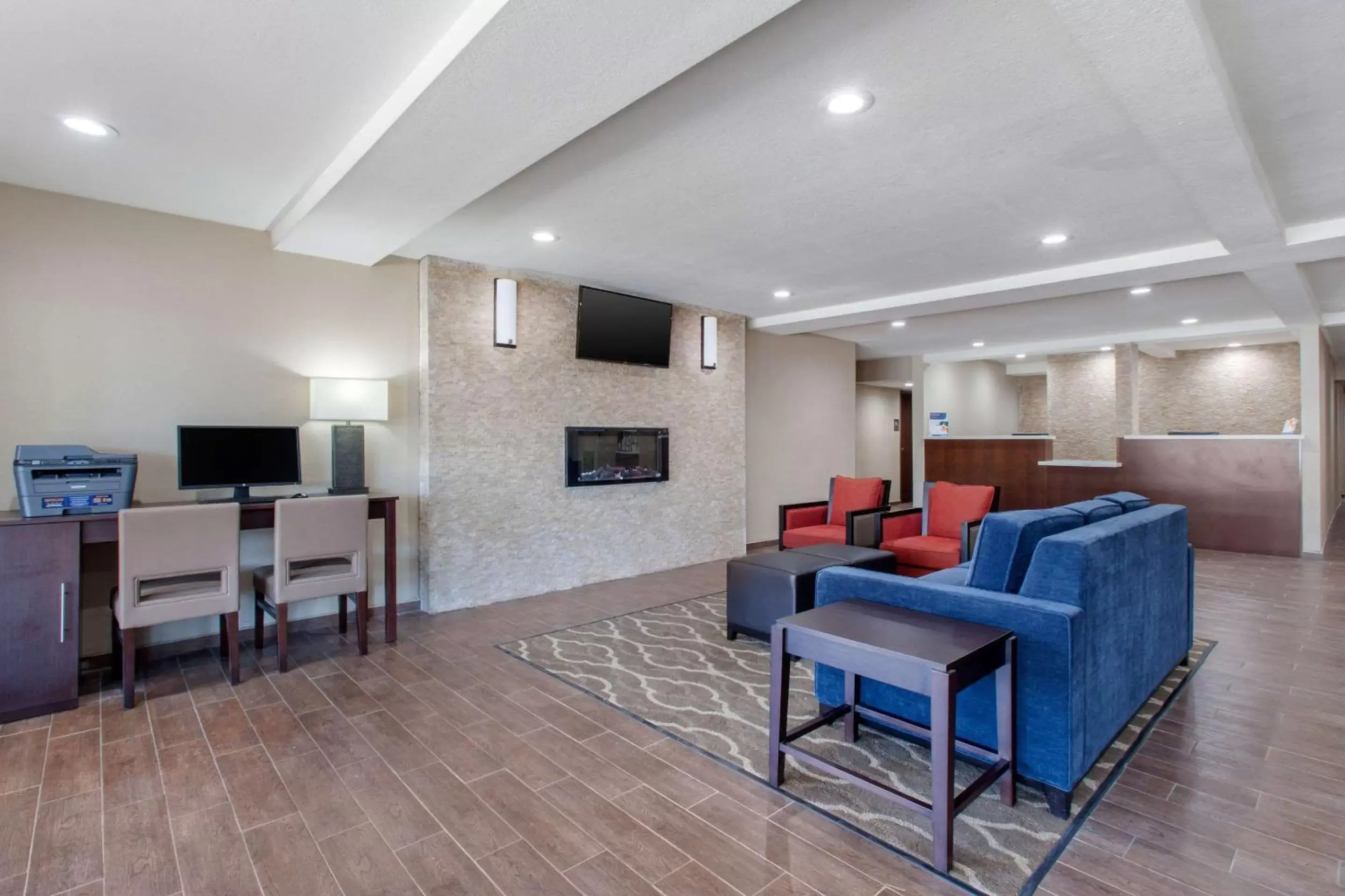 Lobby or reception, Seating Area in Comfort Inn & Suites Pinetop Show Low