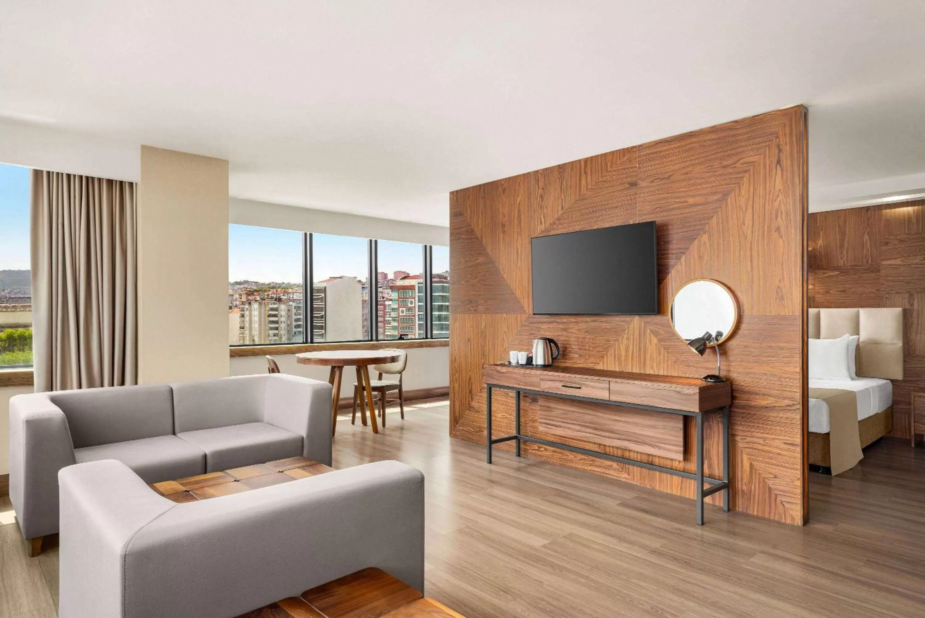 Photo of the whole room, Bed in Ramada Plaza by Wyndham Samsun