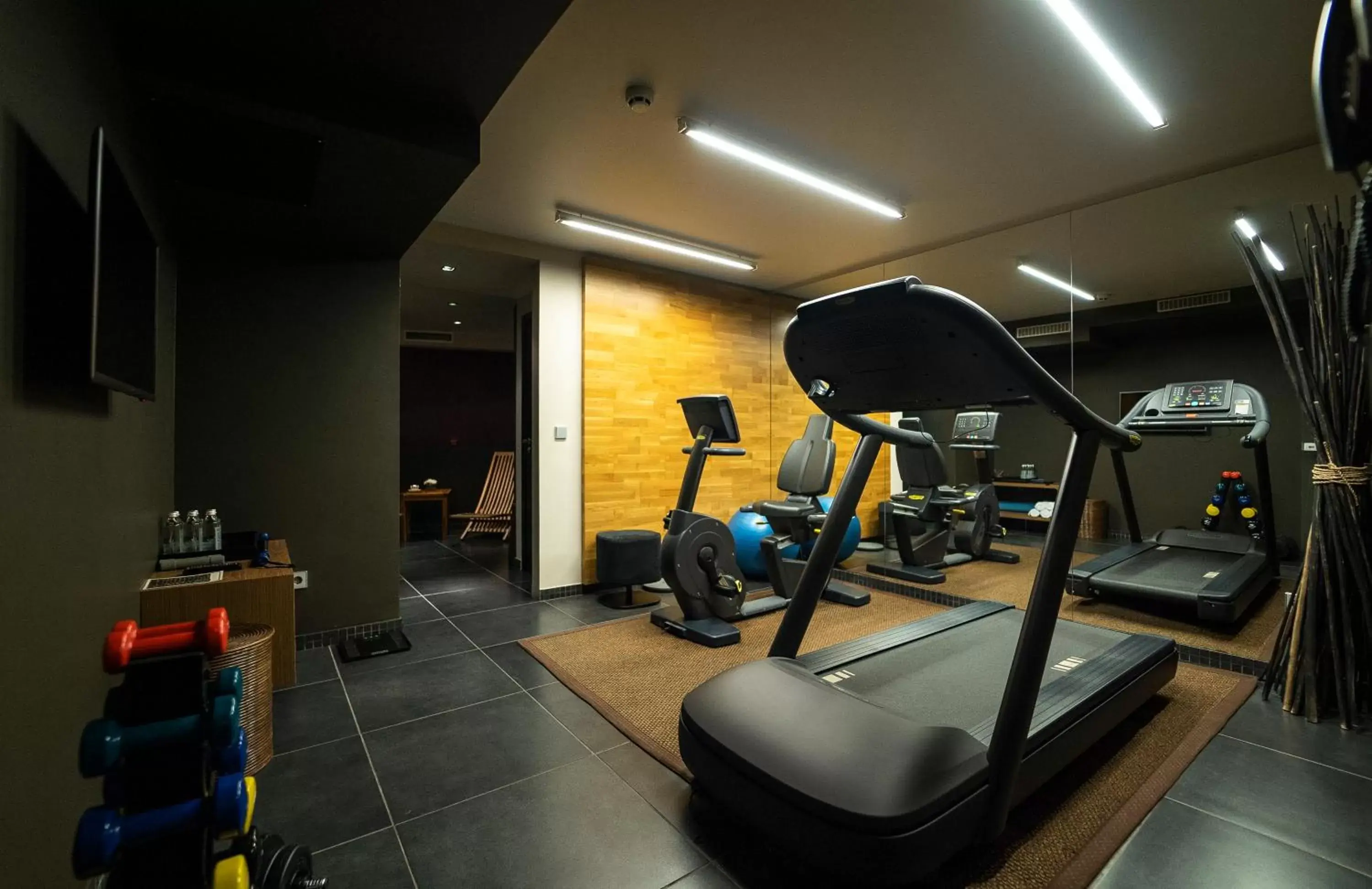Fitness centre/facilities in mOdus Hotel Fitness centre/facilities in mOdus Hotel