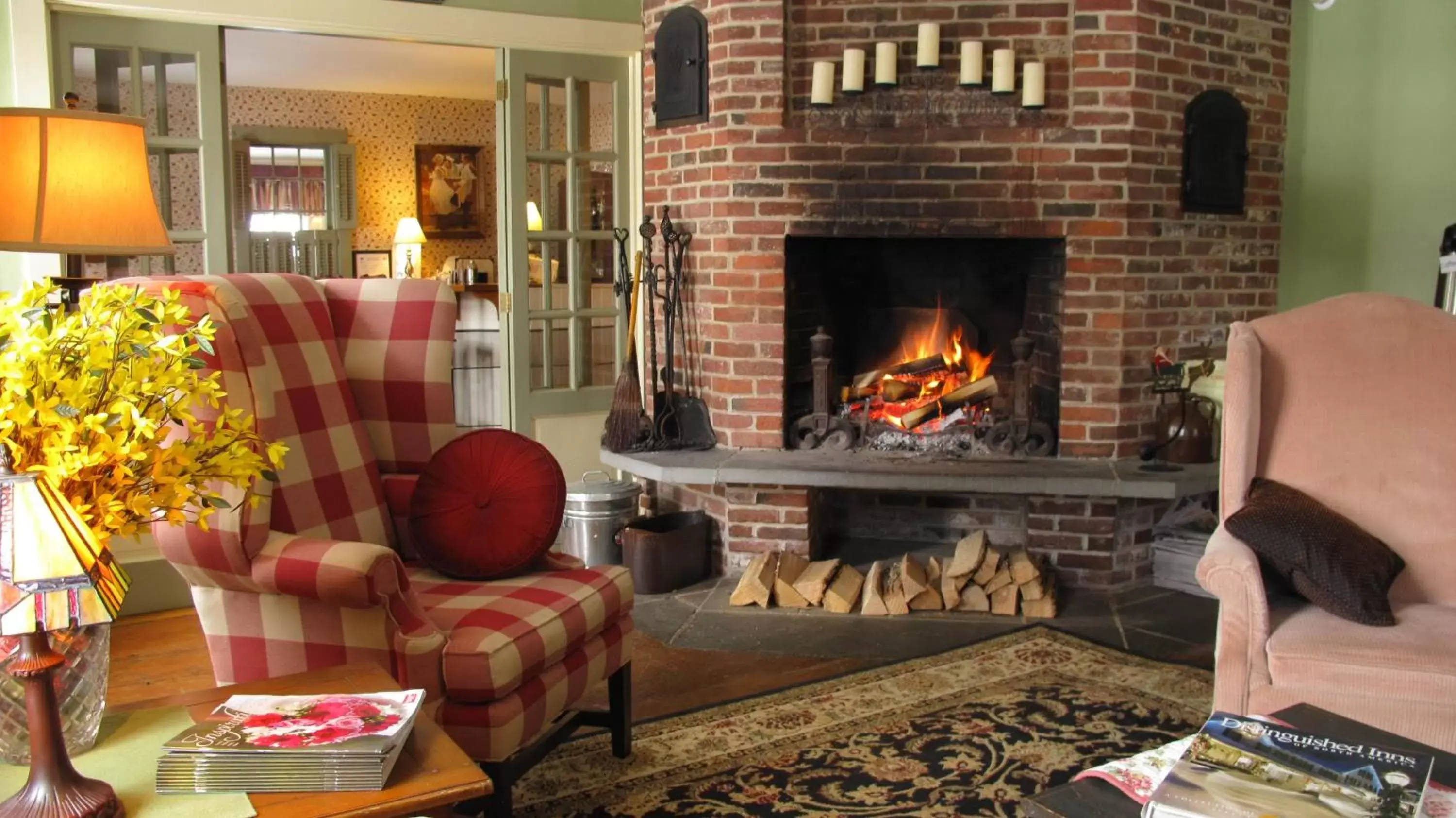 Lounge or bar, Seating Area in Christmas Farm Inn and Spa