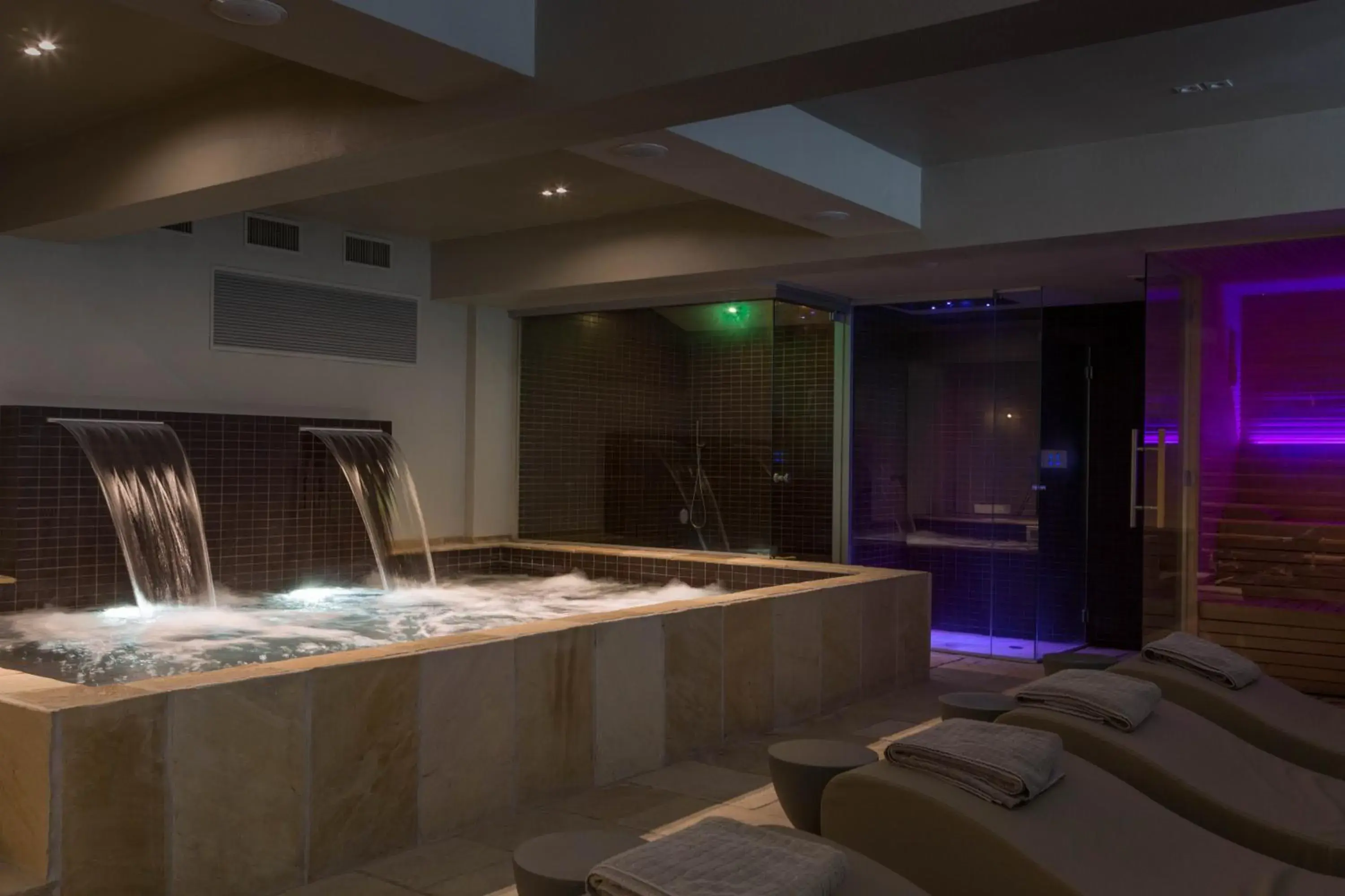 Hot Tub in Perla Verde Hotel