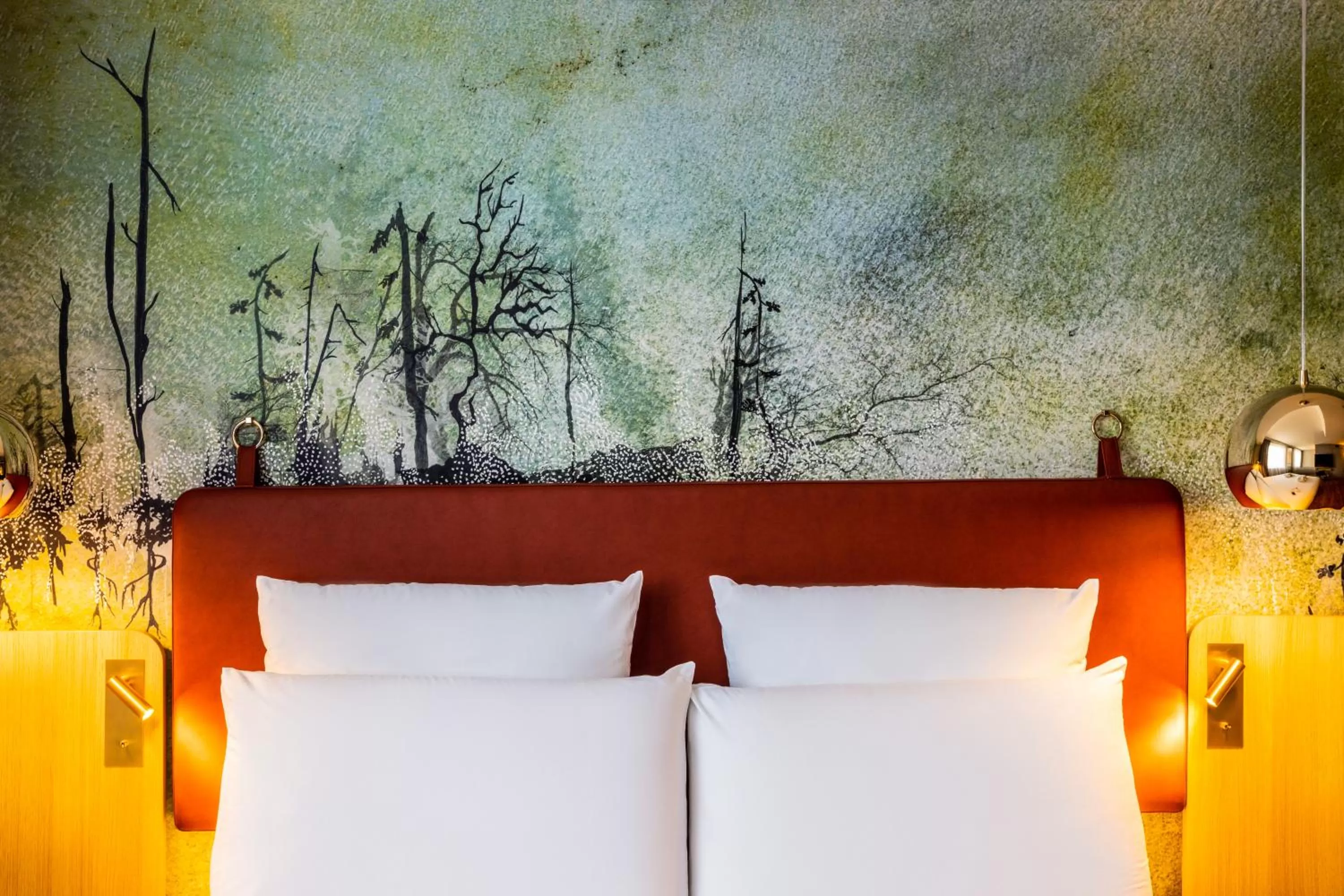 Bed in Mercure Saint Omer Centre Gare