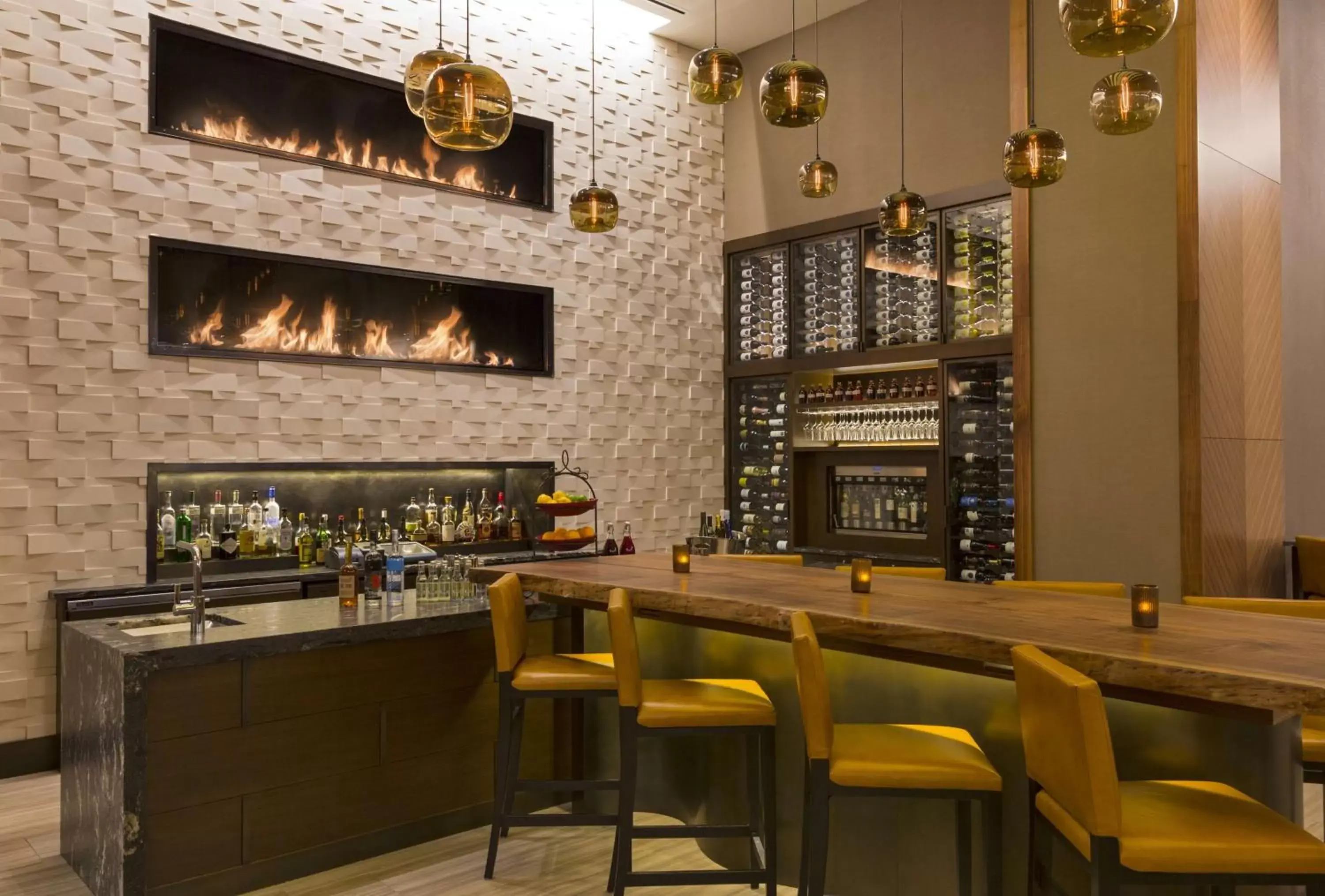 Lounge or bar, Restaurant/Places to Eat in Grand Hyatt Denver