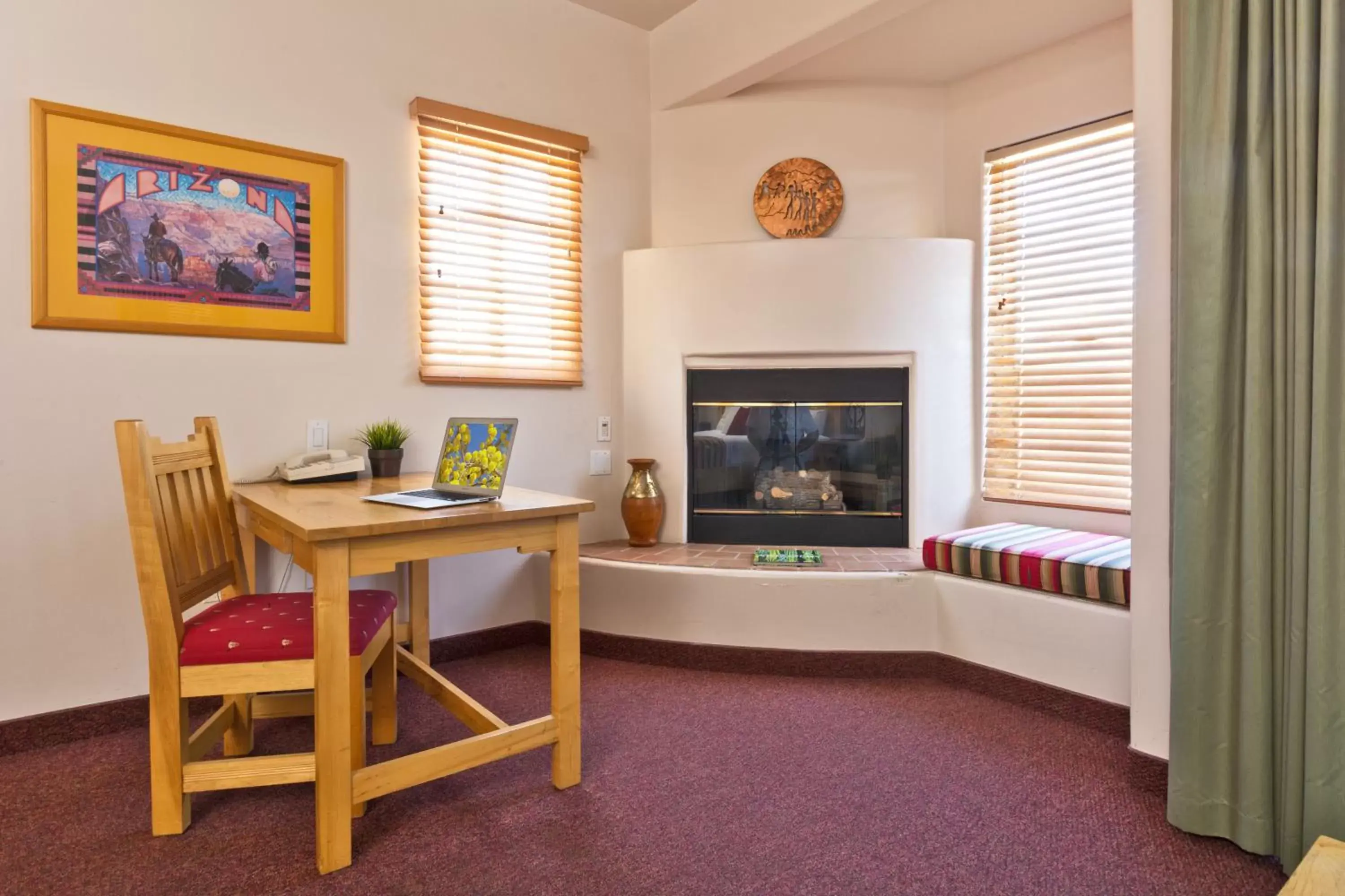 Dining area, Seating Area in Inn at Eagle Mountain