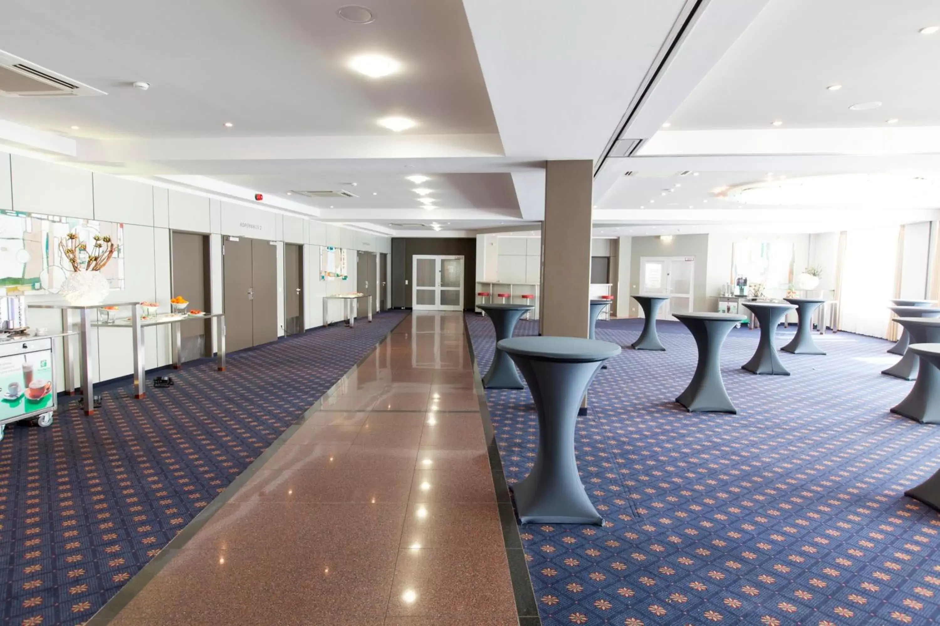 Meeting/conference room, Banquet Facilities in Holiday Inn Munich Unterhaching, an IHG Hotel