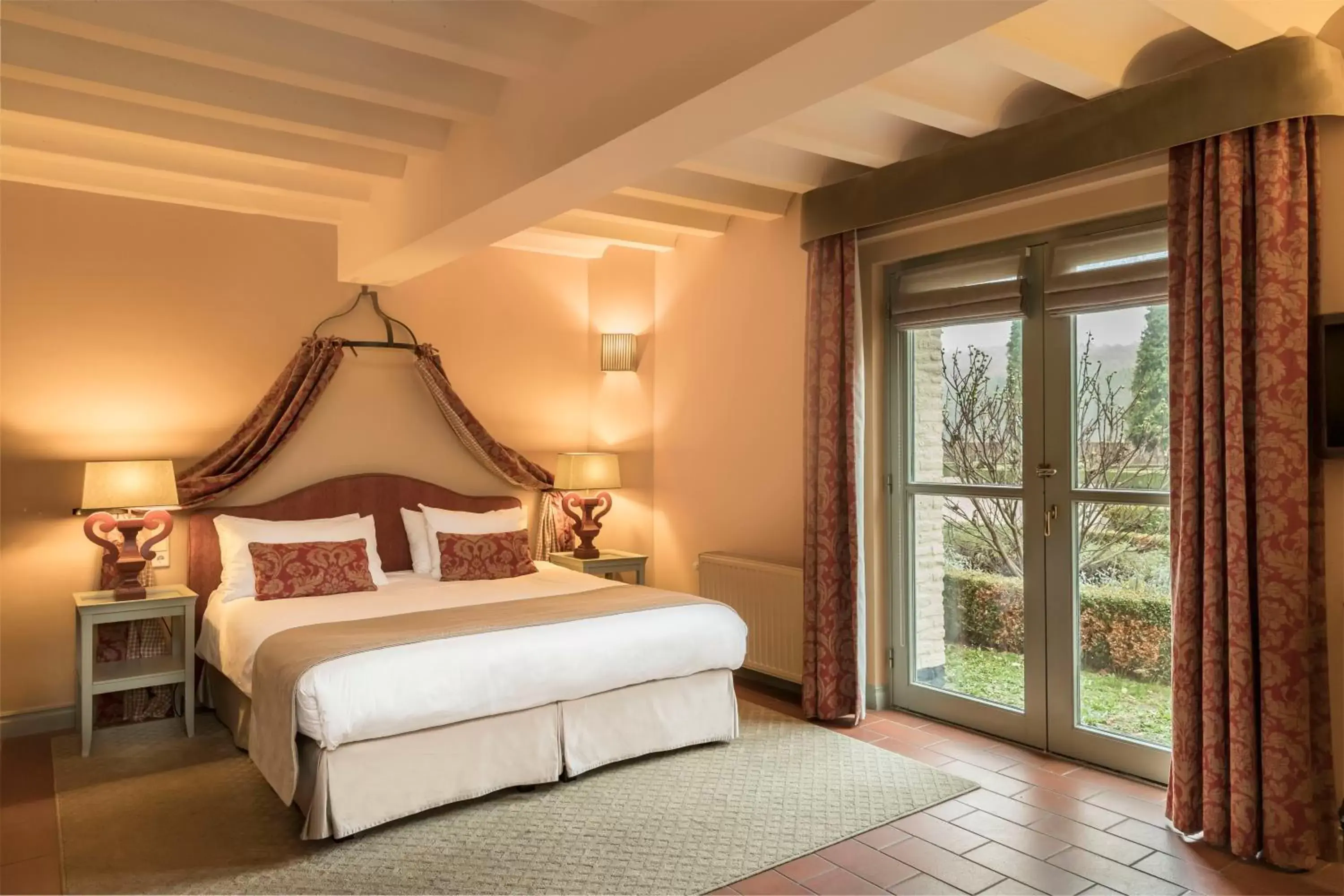 Bedroom, Bed in Château St. Gerlach