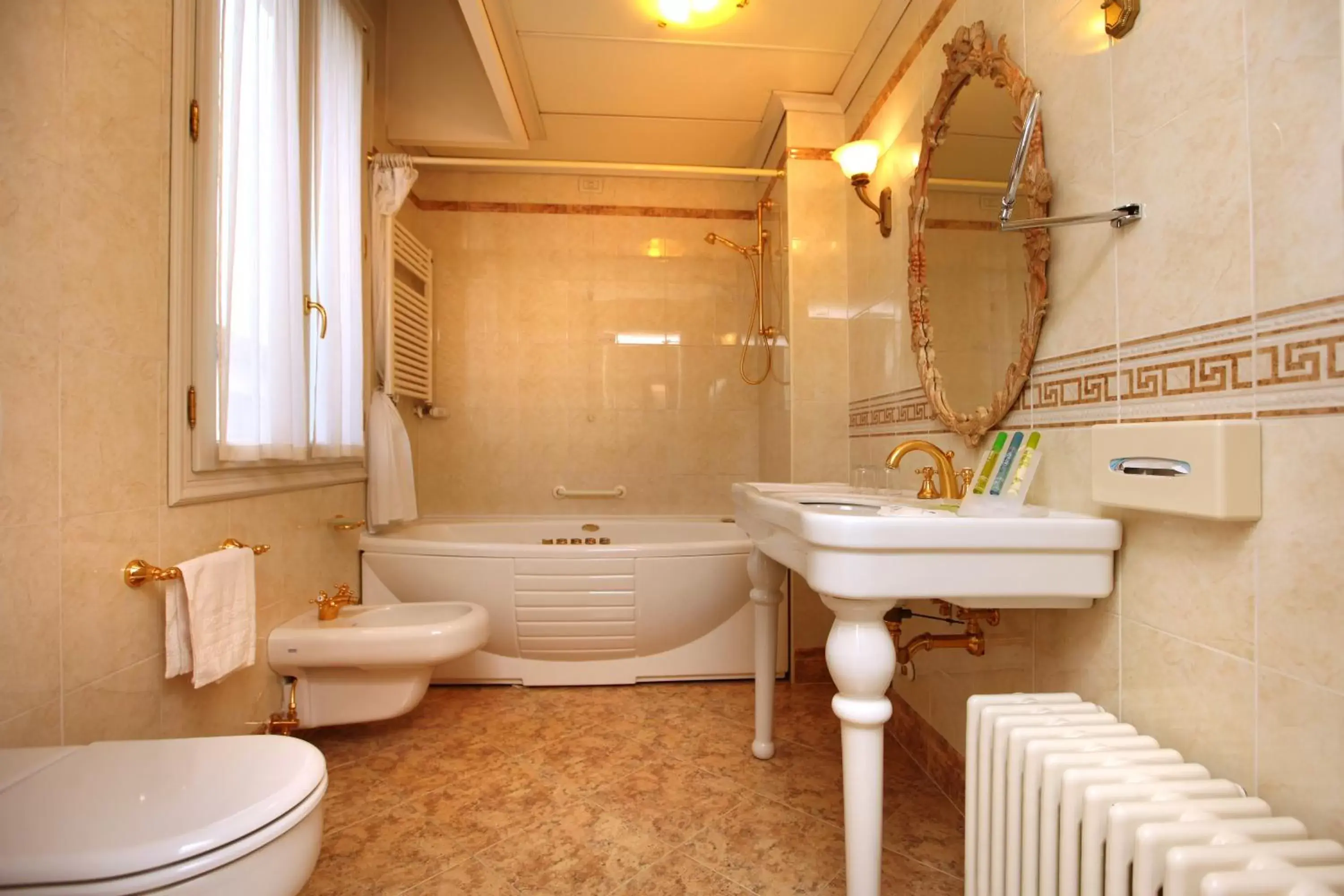 Bathroom in Villa Fiorita
