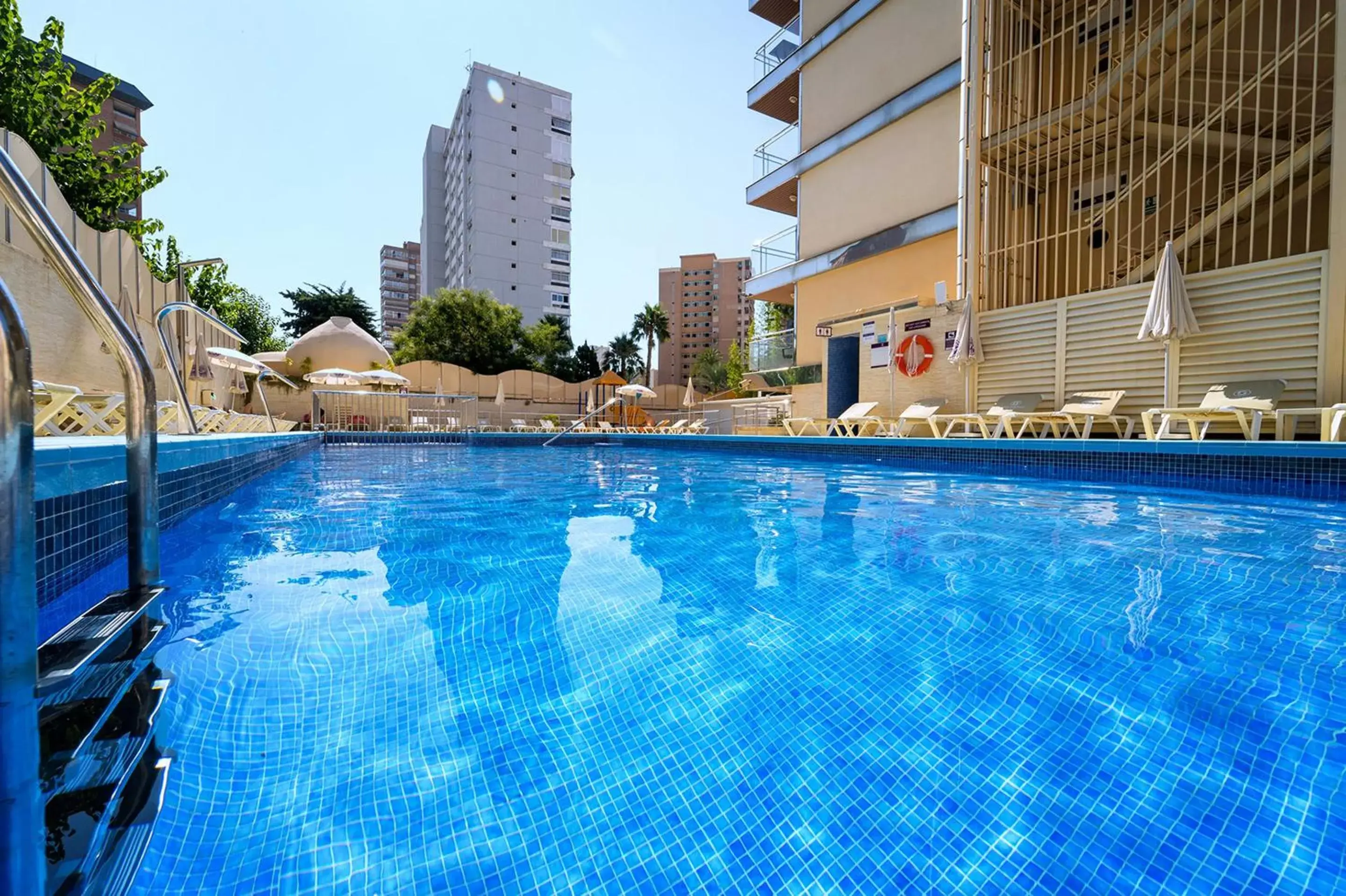 Swimming Pool in Hotel Servigroup Diplomatic