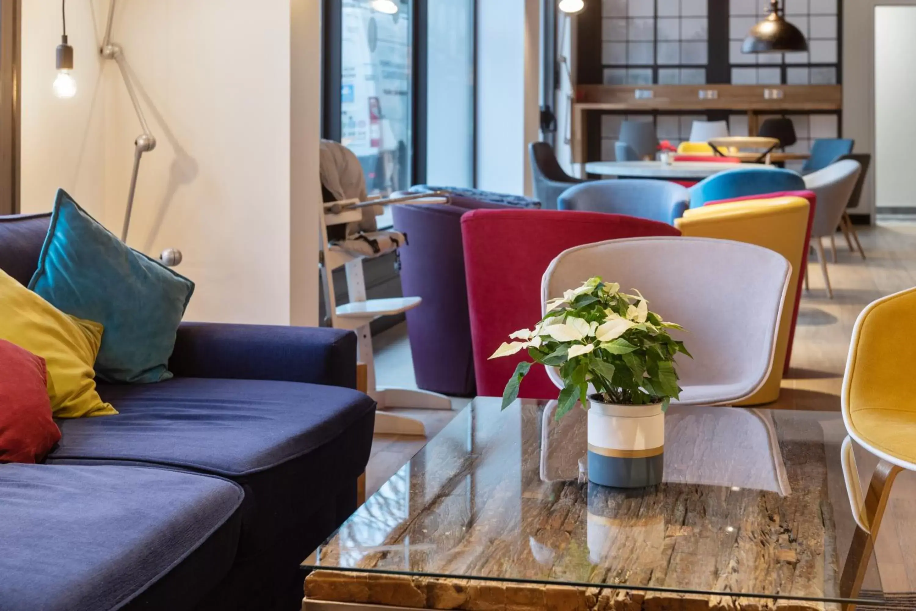 Lounge or bar, Seating Area in Campanile Epinal Centre - Gare