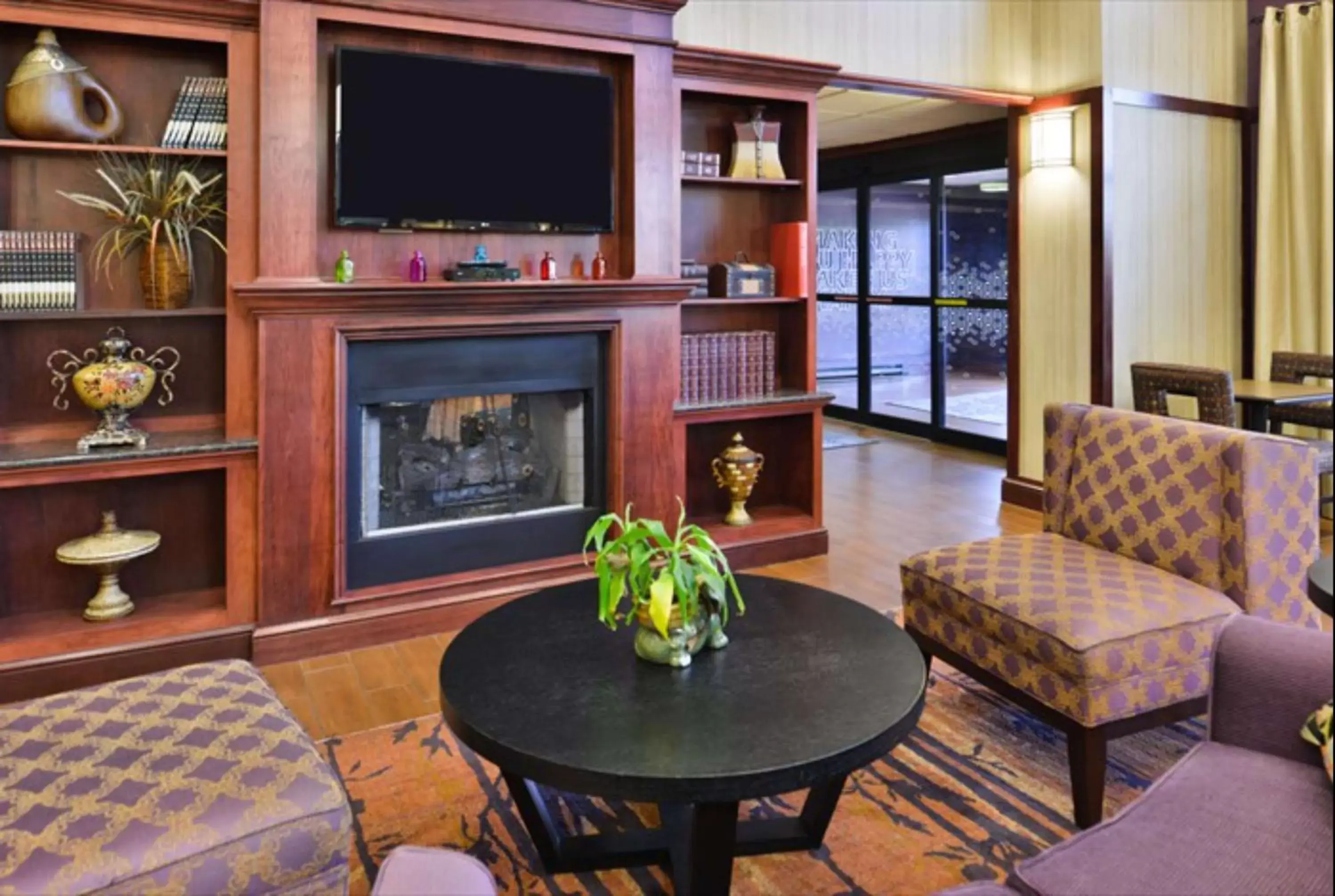 Lobby or reception, Seating Area in Hampton Inn & Suites Richmond