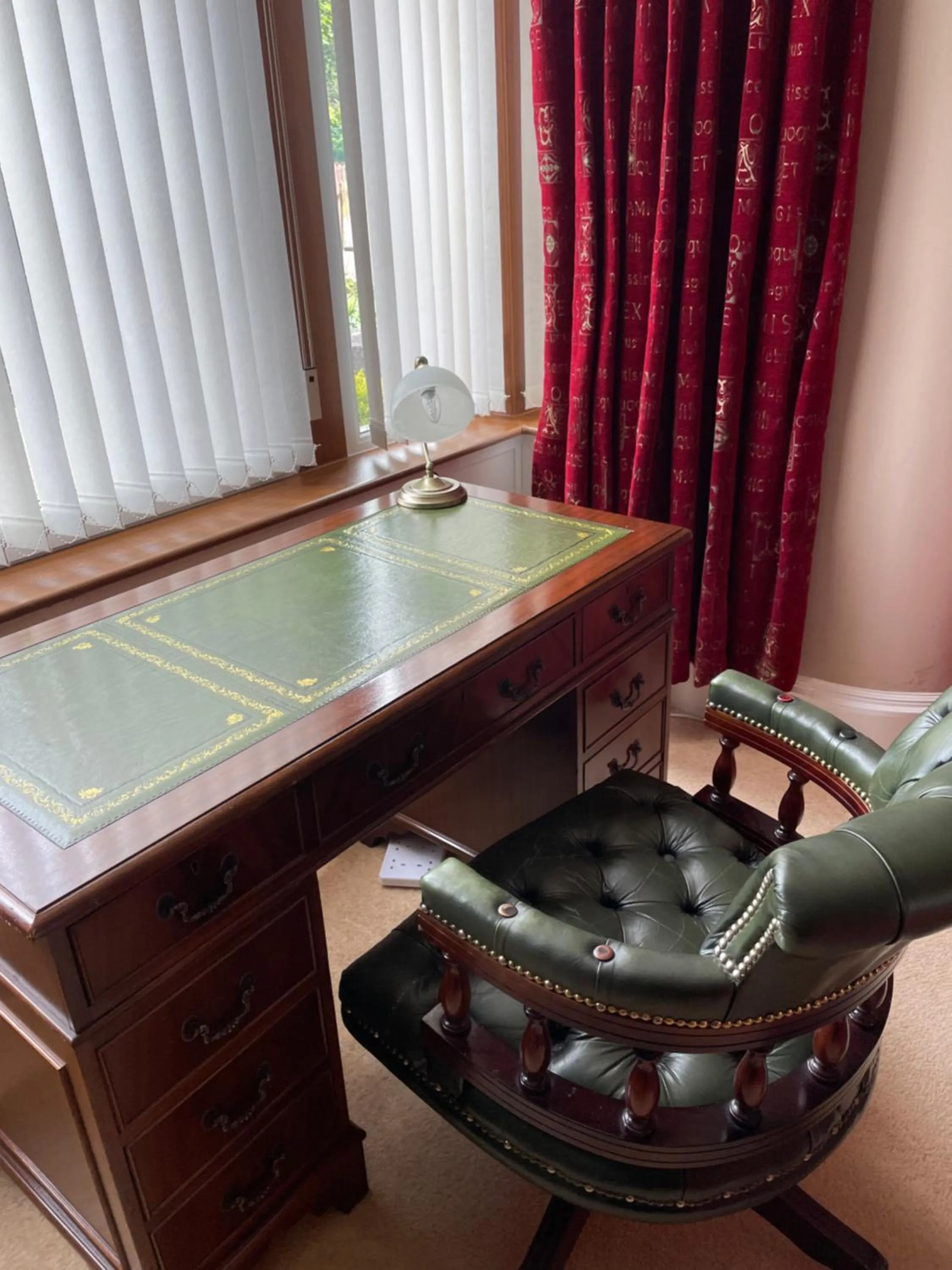 Living room in Inchrye Bed & Breakfast