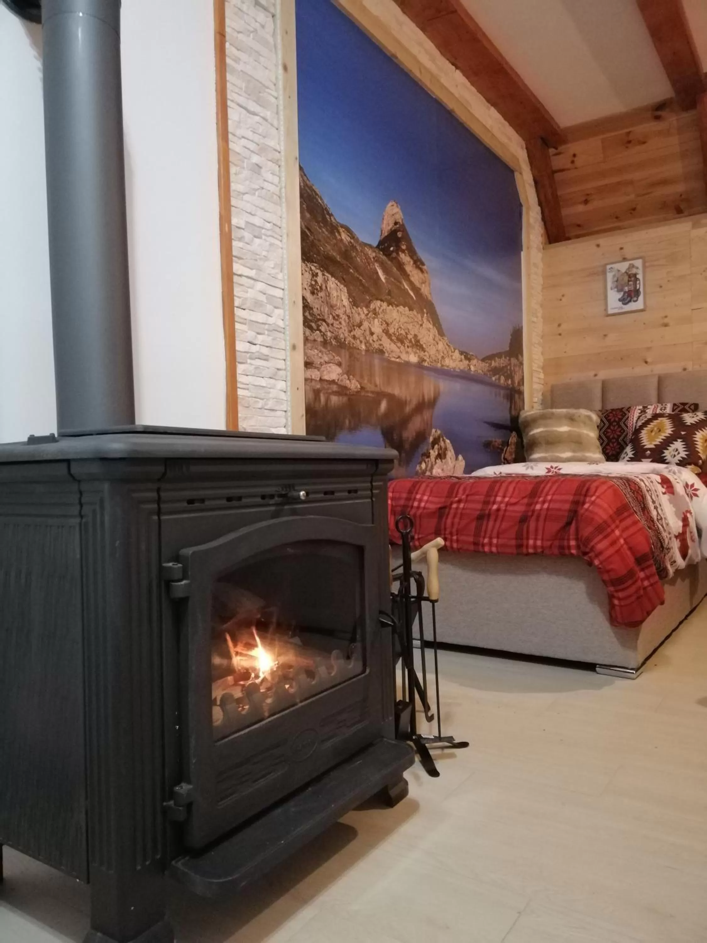 Communal lounge/ TV room in Apartmani RUNOLIST